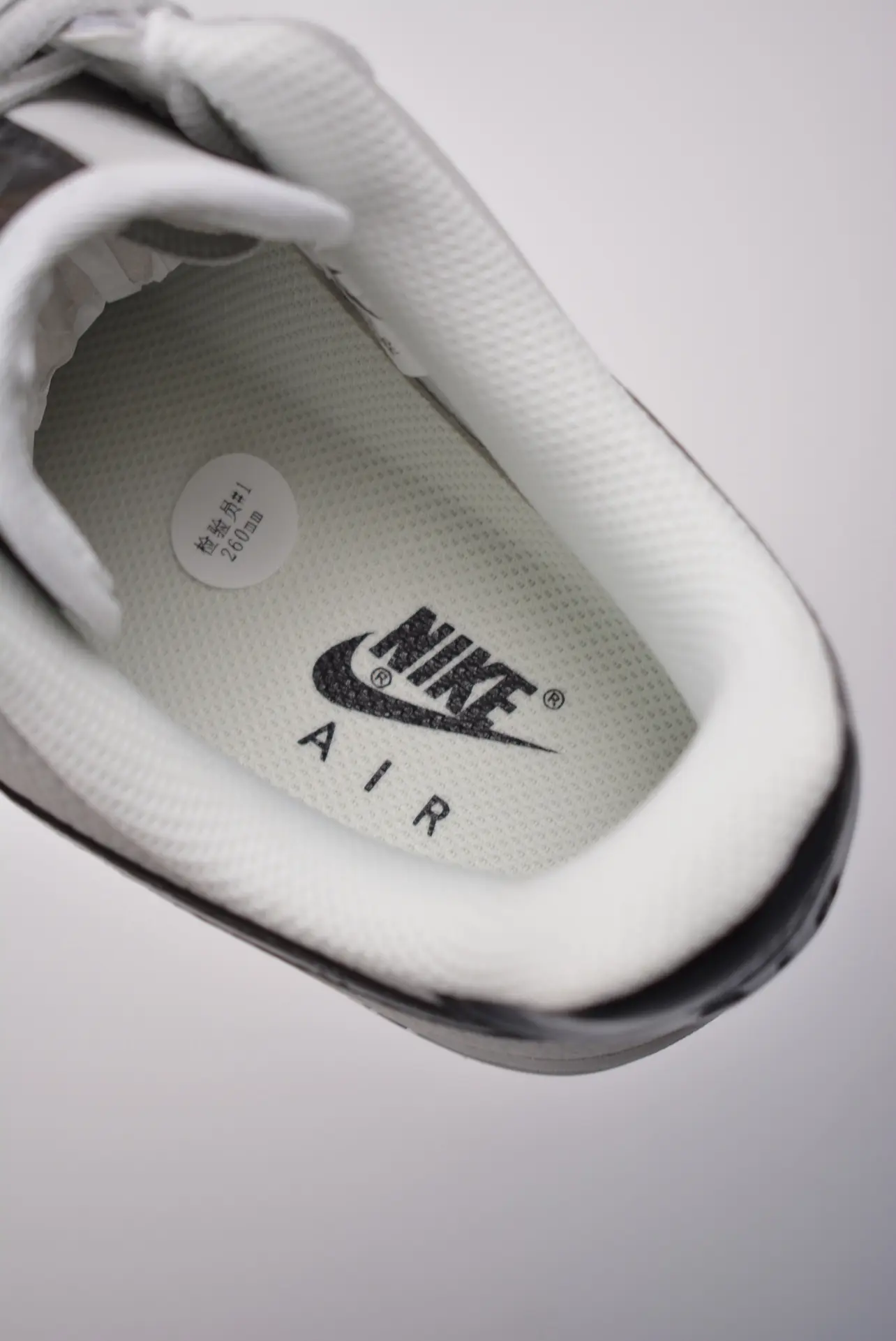 YASSW | Nike Air Force 1 'Vast Grey': Authentic vs. Replica Comparison