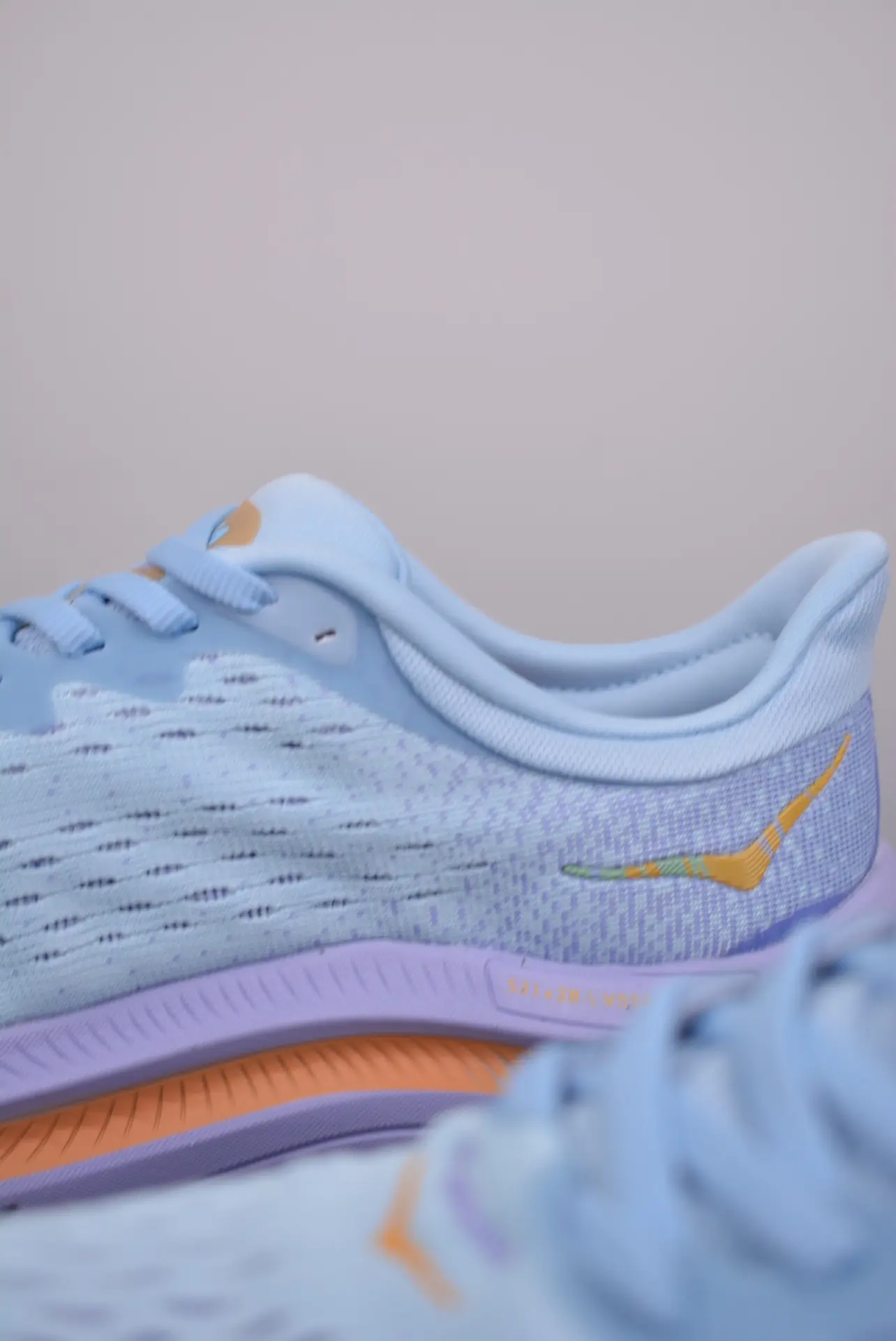 YASSW | Hoka Kawana Shoes for Arthritic Feet: Summer Song/Baby Lavender Review