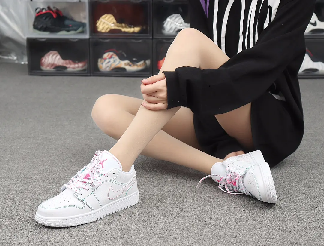 YASSW | Authentic vs. Replica Air Jordan Sneakers: Nancy Shoes Edition