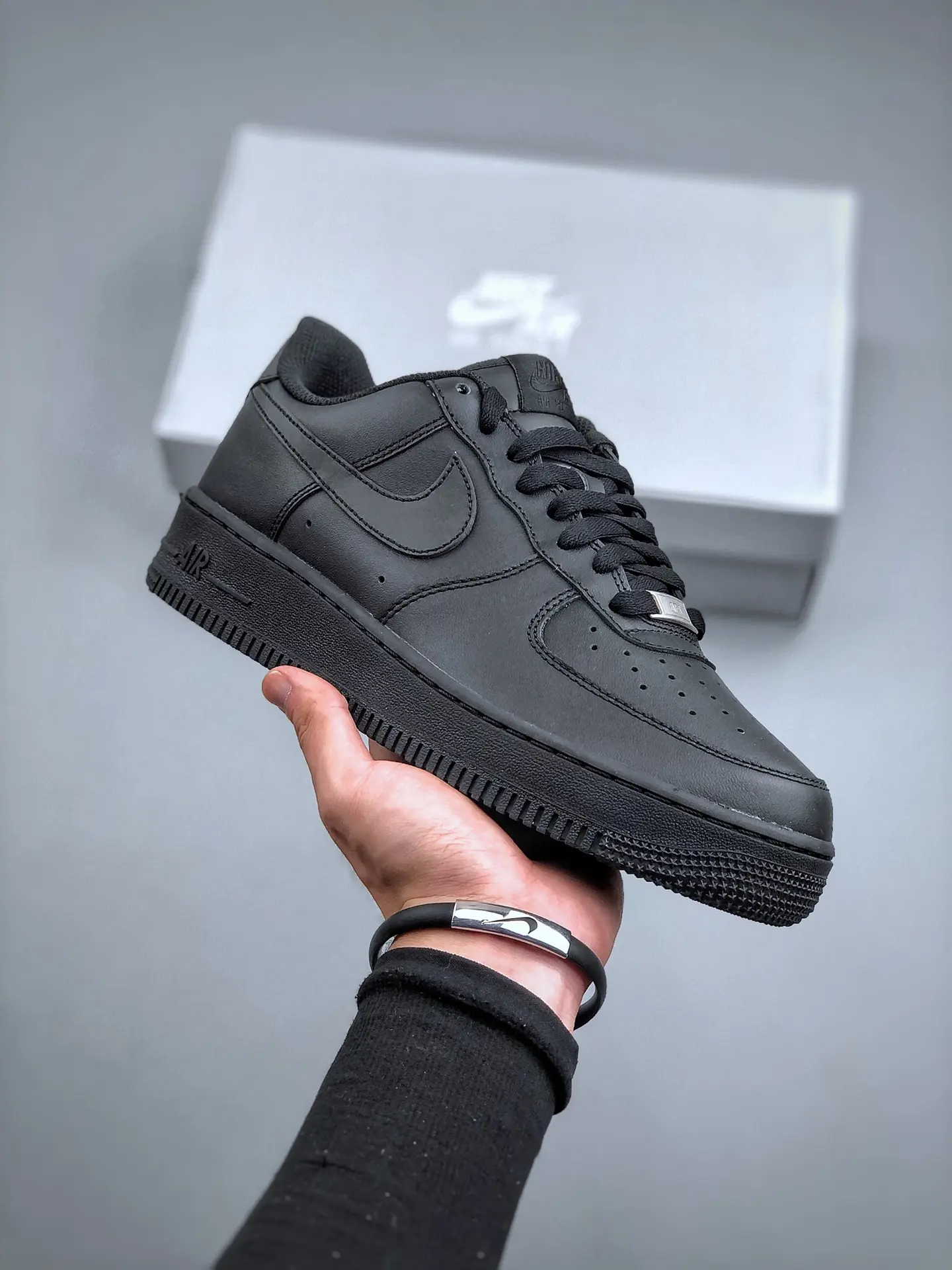 YASSW | Illusion Air Force 1 Custom: A Sneaker Enthusiast’s Dream