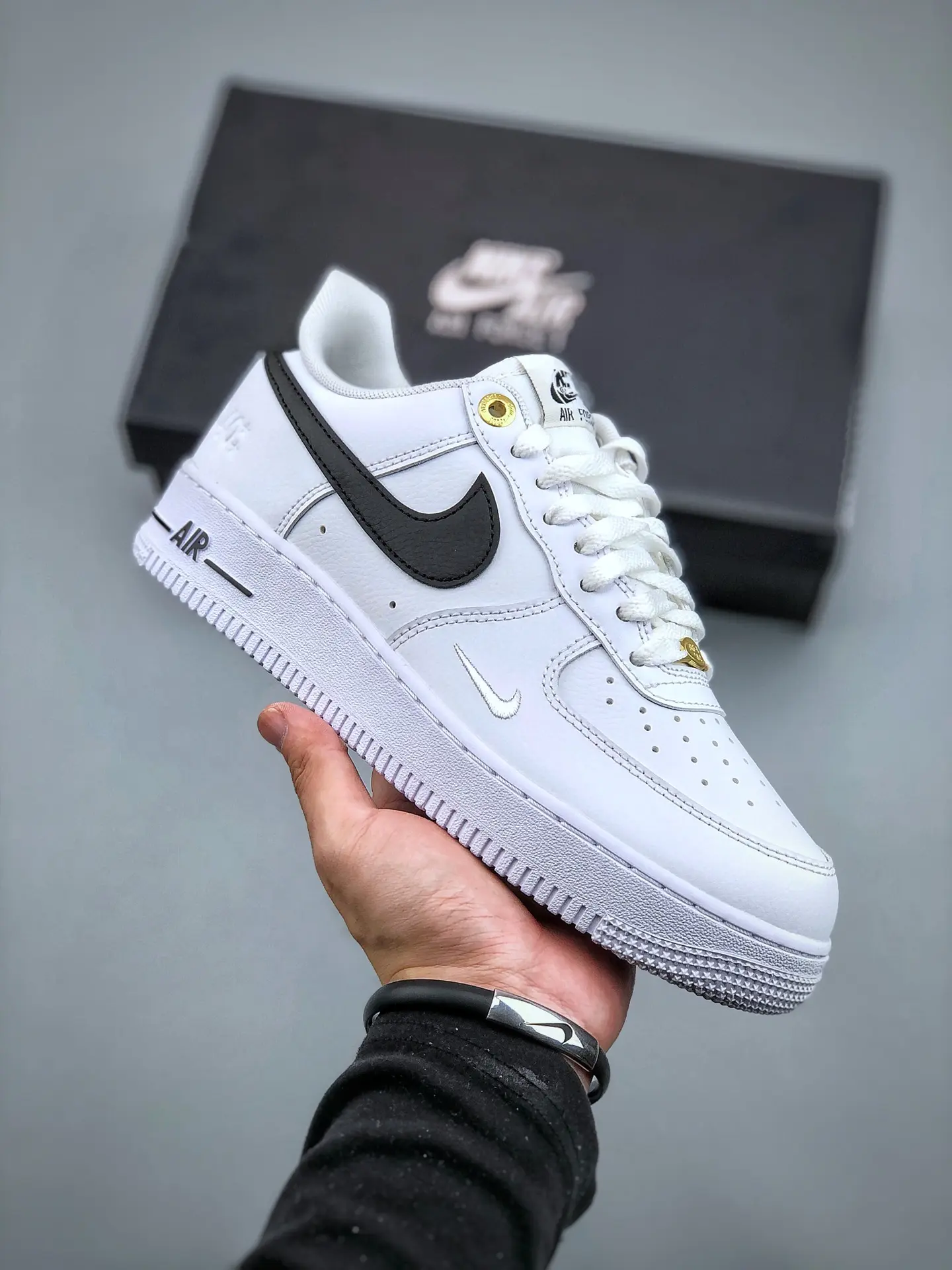 YASSW | Illusion Air Force 1 Custom: A Sneaker Enthusiast’s Dream