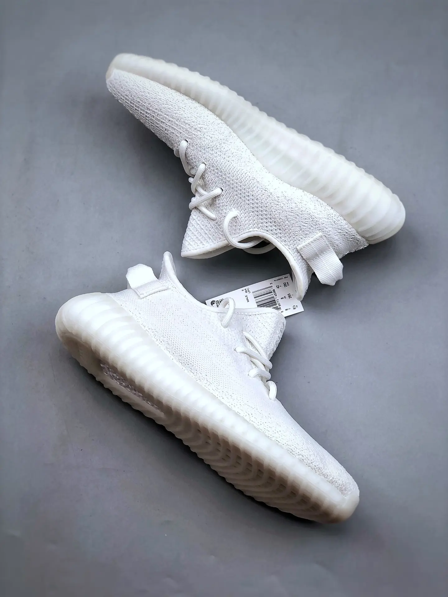 YASSW | The Lowdown on Replica Yeezy 350 V2 Cream White: Worth the Hype?