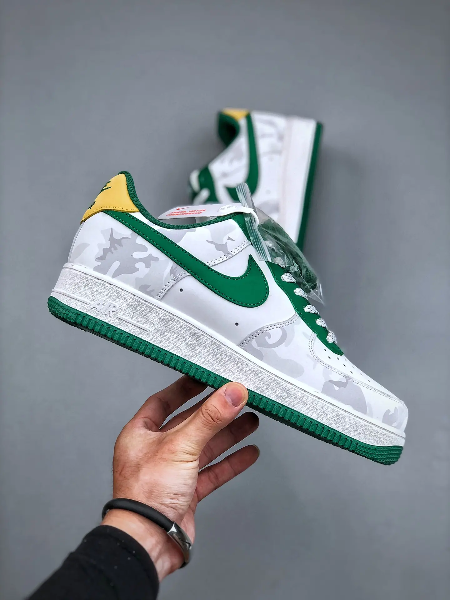 YASSW | Nike Gold Air Force 1 07 Low White Green Yellow DV1588 vs Travis Scott x Nike Air Max 270 React ENG: A Sneaker Showdown