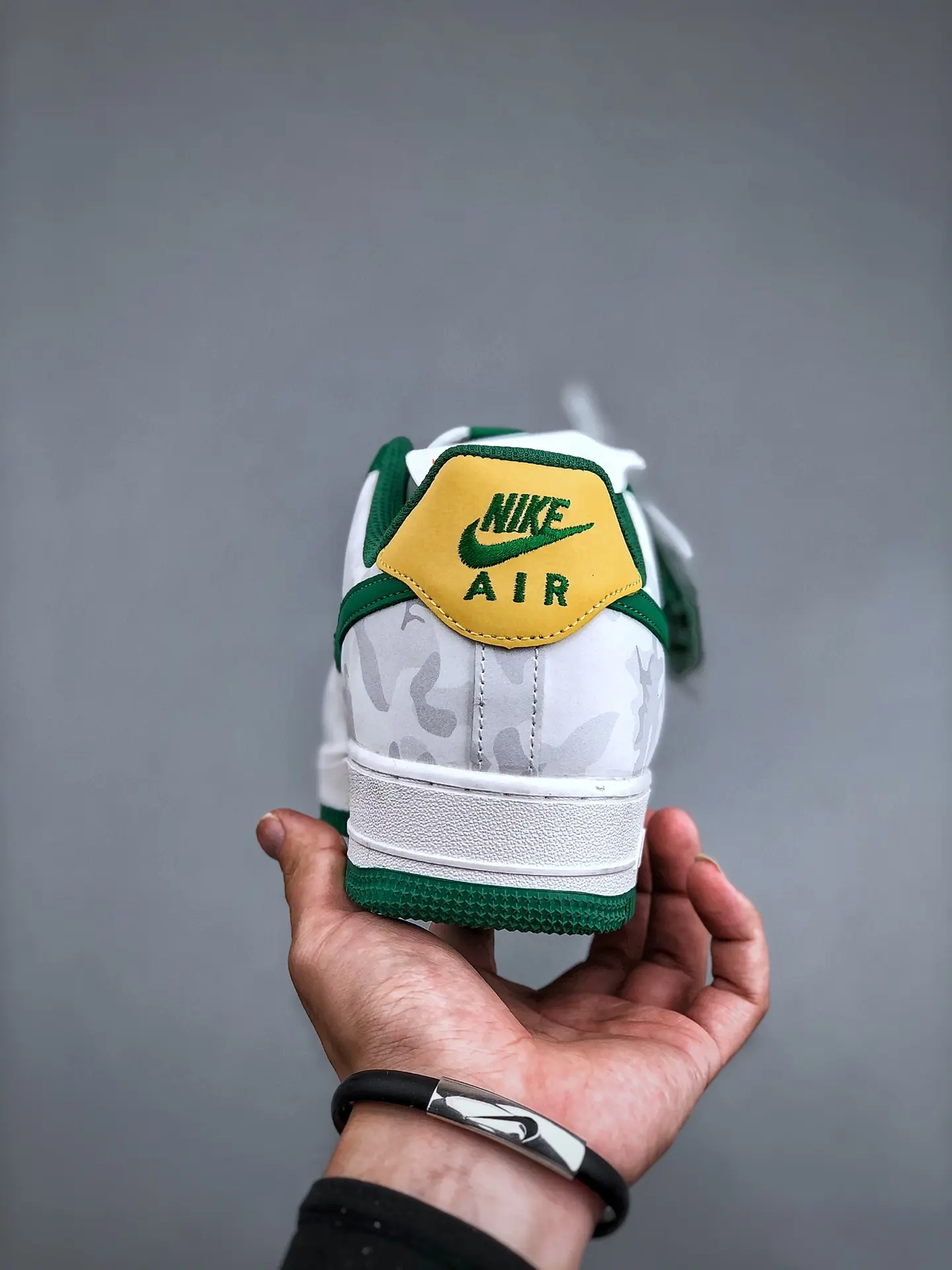 YASSW | Nike Gold Air Force 1 07 Low White Green Yellow DV1588 vs Travis Scott x Nike Air Max 270 React ENG: A Sneaker Showdown