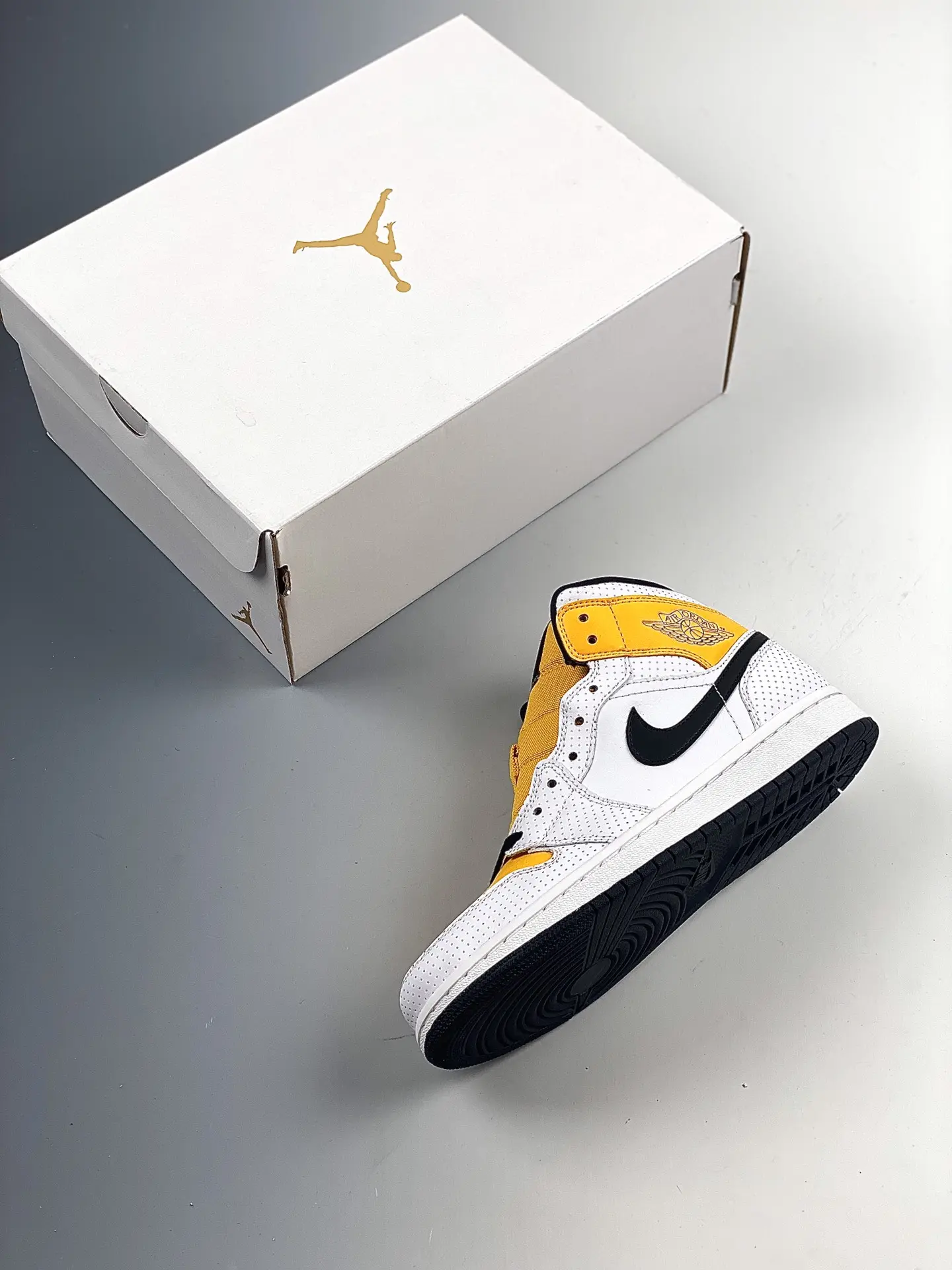 YASSW | Nike Air Jordan 1 Mid University Gold White Replica Sneakers: A Comprehensive Review