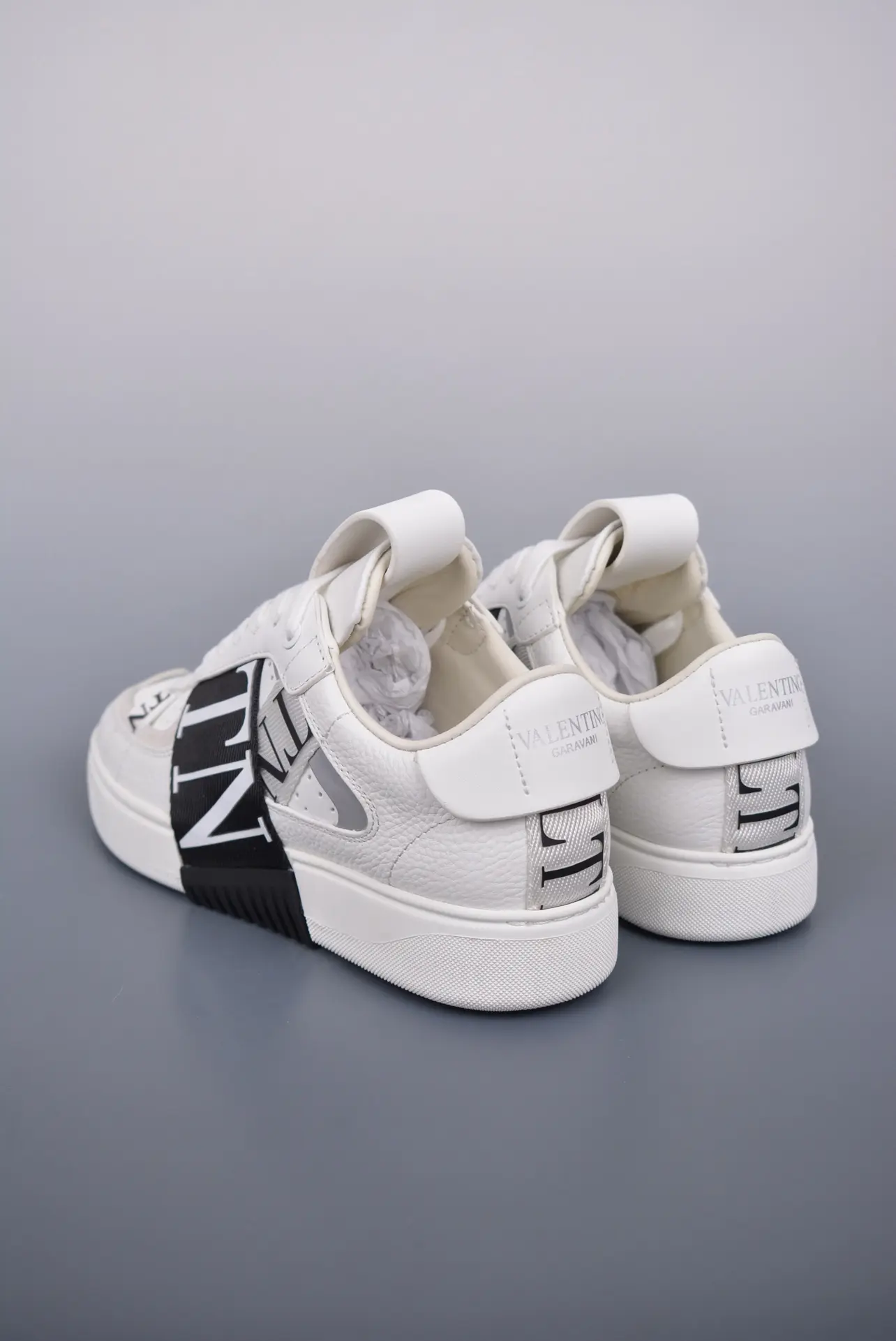 YASSW | Valentino Garavani VL7N Replica Sneakers: White Calfskin Perfection