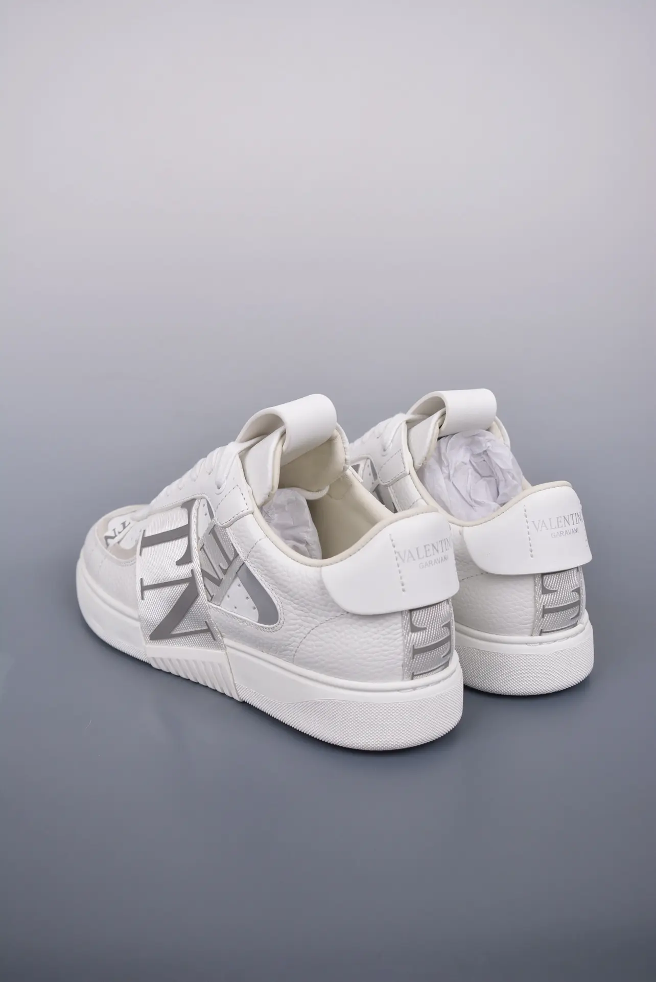 YASSW | Valentino Garavani White & Gray VL7N Low-Top Sneakers: A Stylish Investment