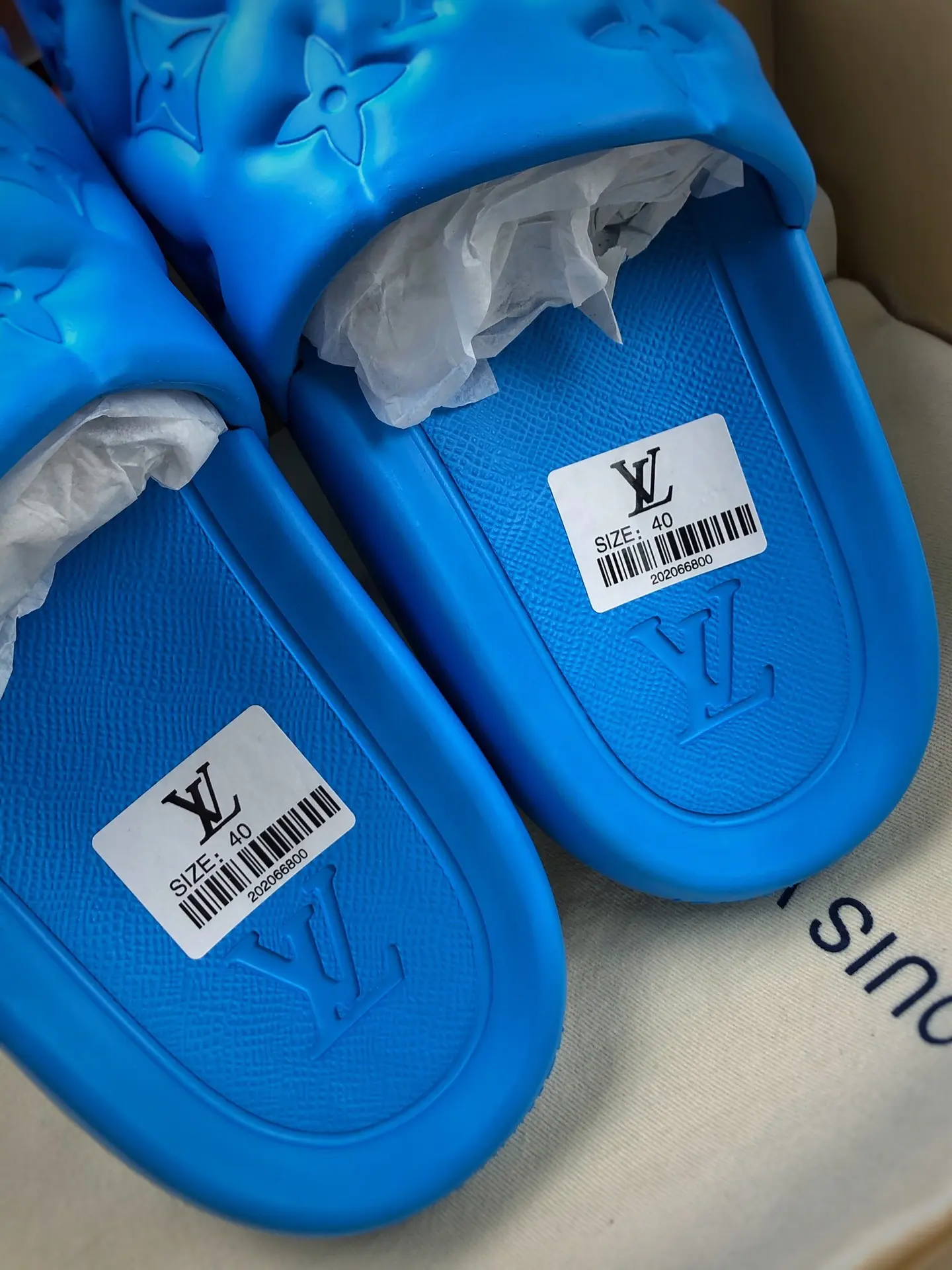 YASSW | Louis Vuitton Waterfront Mule Sandals: A Deep Dive into the Replica Market