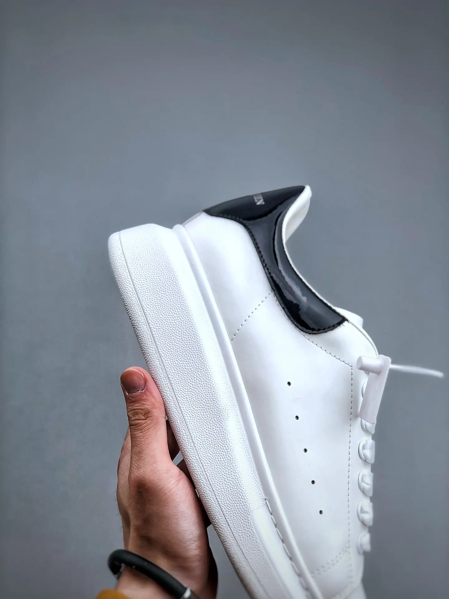 YASSW | Discover the Allure of Alexander McQueen White Chunky Sneakers