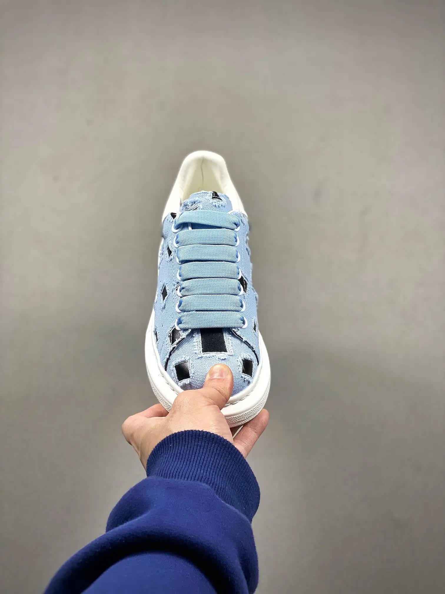 YASSW | Alexander McQueen Replica Sky Blue & White Sneakers Review