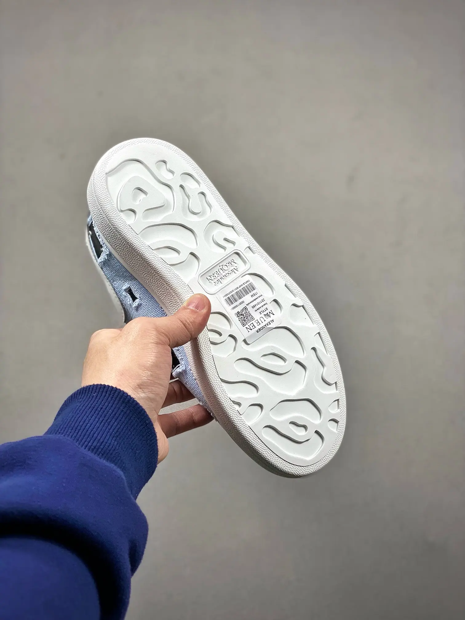 YASSW | Alexander McQueen Replica Sky Blue & White Sneakers Review