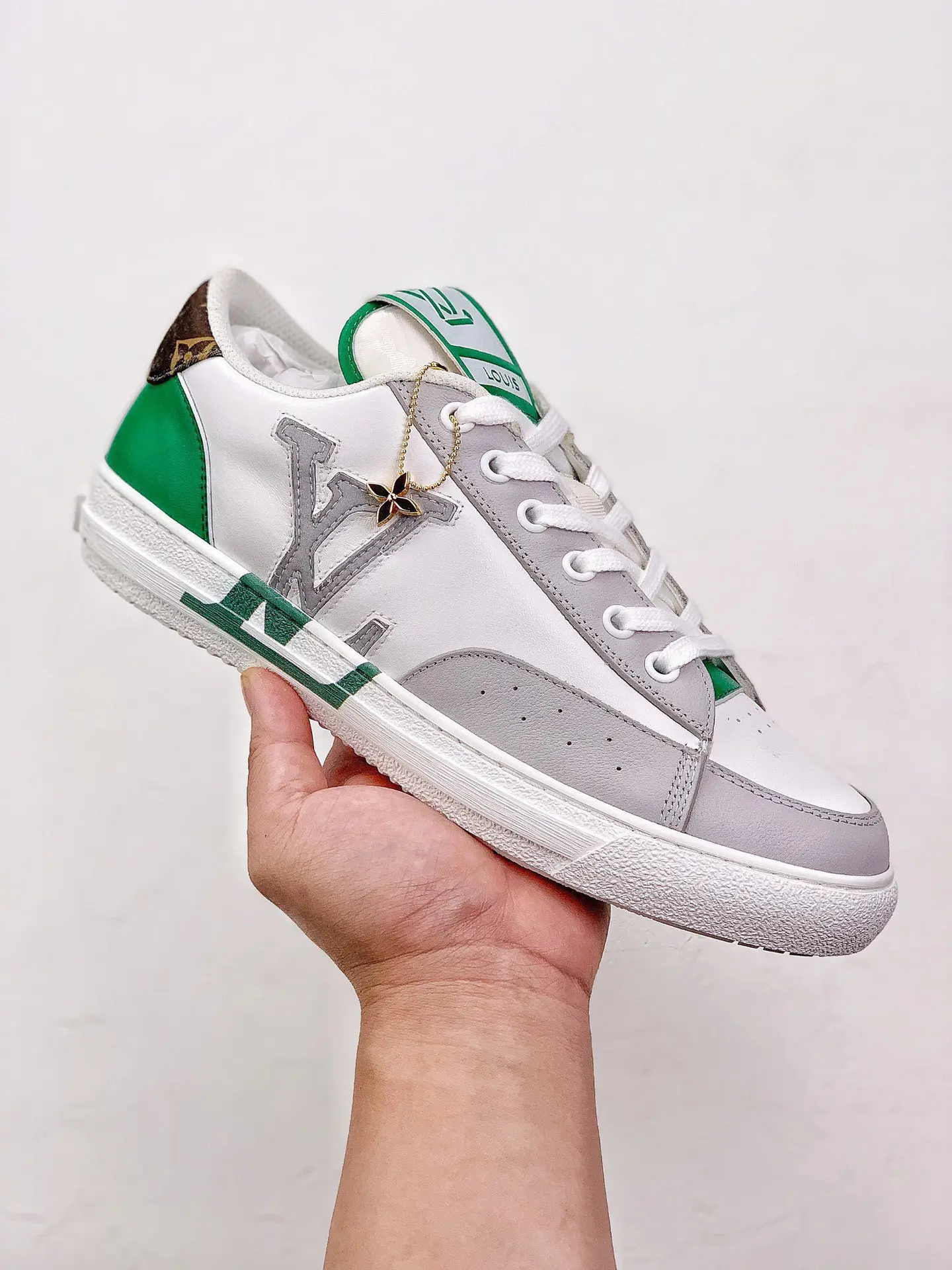 YASSW | Replica Louis Vuitton Charlie Sneakers 'White Green Blue' Review