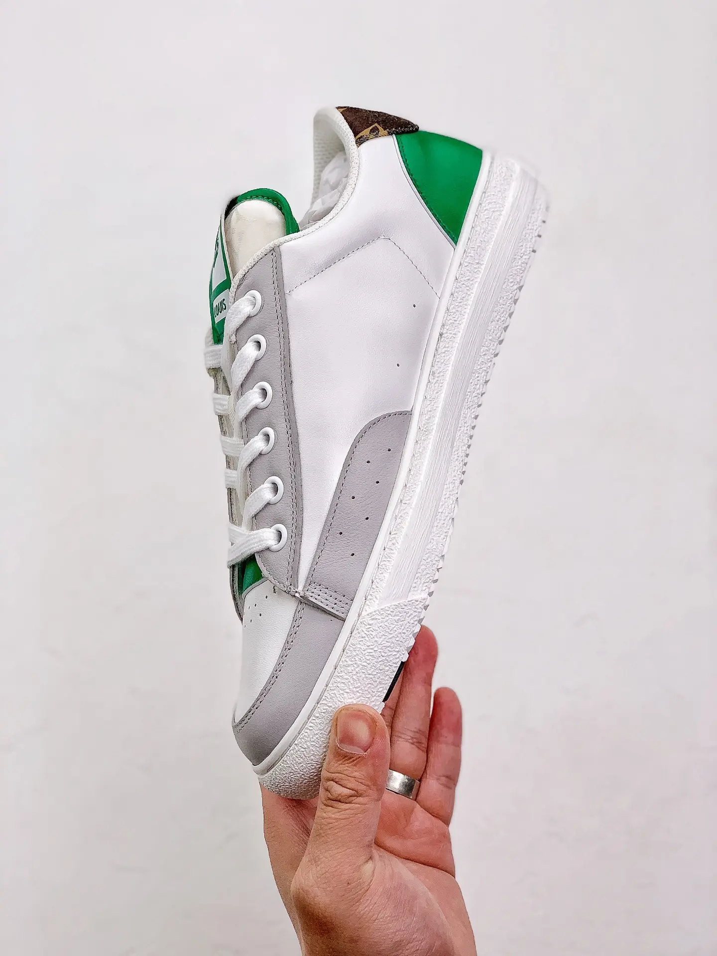 YASSW | The Rise of Replica Fashion: A Closer Look at Green and White Sneakers