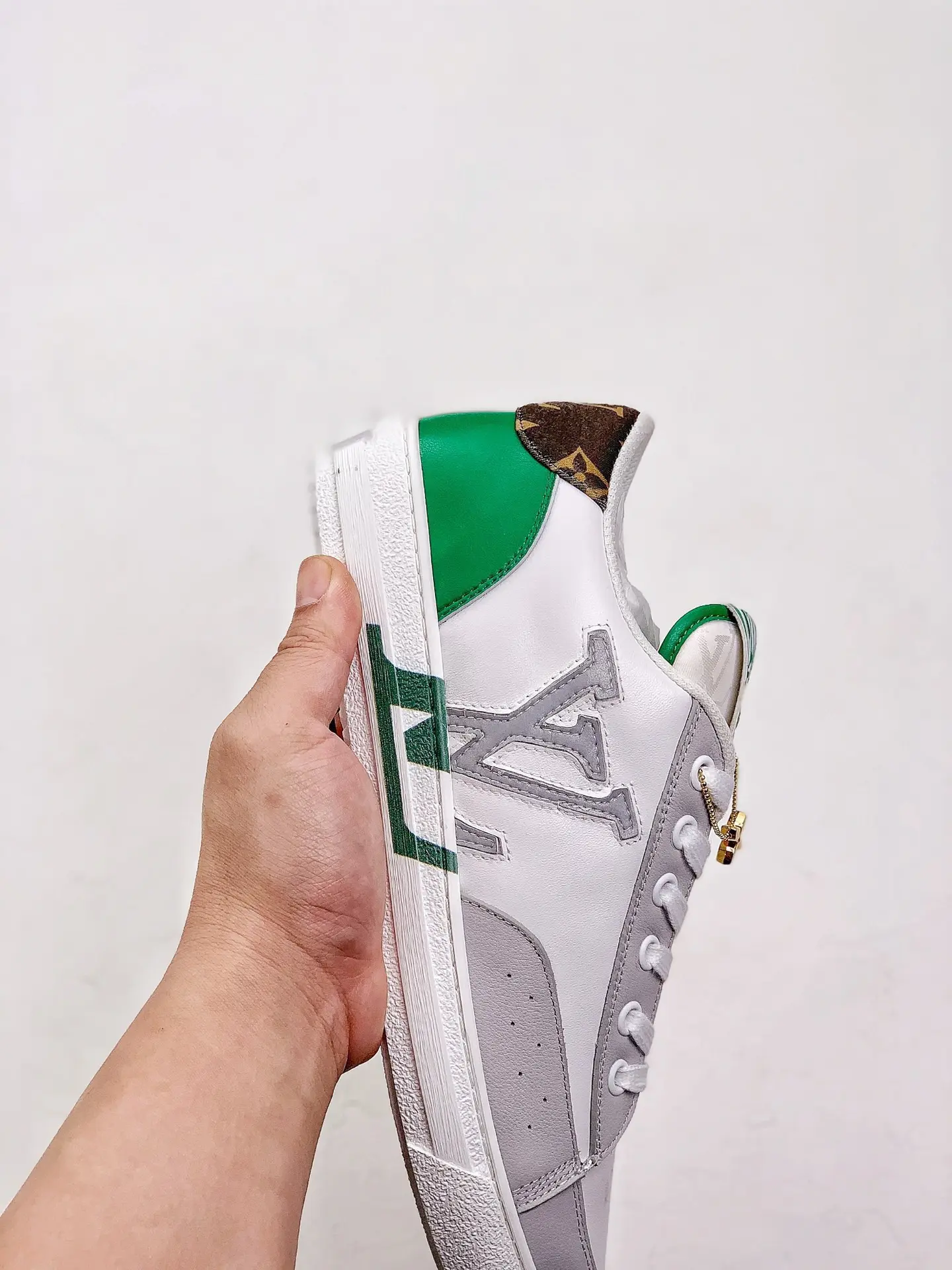 YASSW | The Rise of Replica Fashion: A Closer Look at Green and White Sneakers