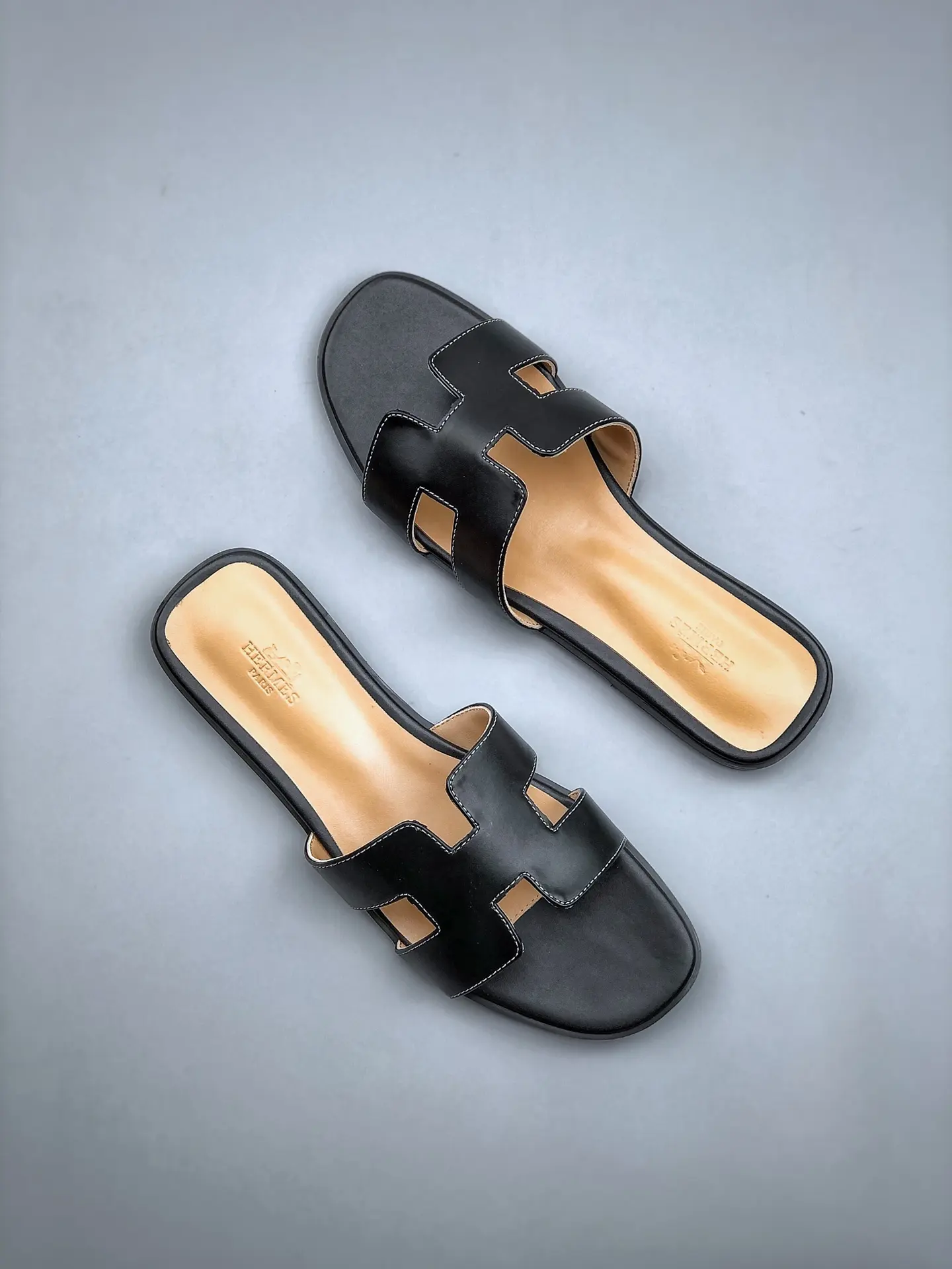 YASSW | Rep Fake Replica Hermes Oran Sandals in Black: Stylish & Affordable Footwear