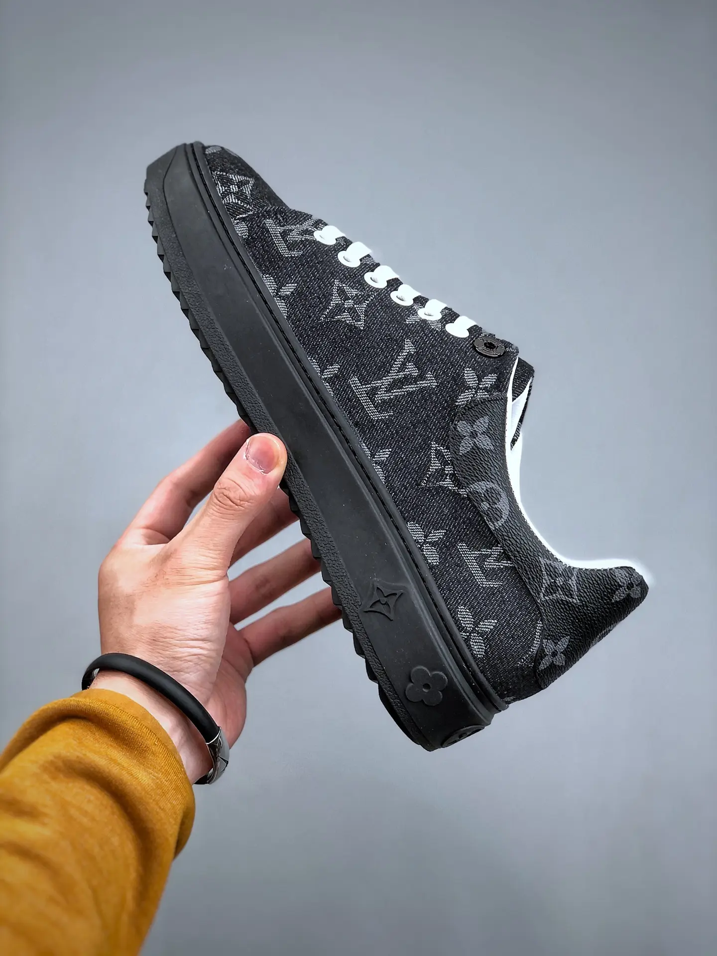 YASSW | Unveiling the World of Replica Designer Sneakers: Louis Vuitton, Vans, and More