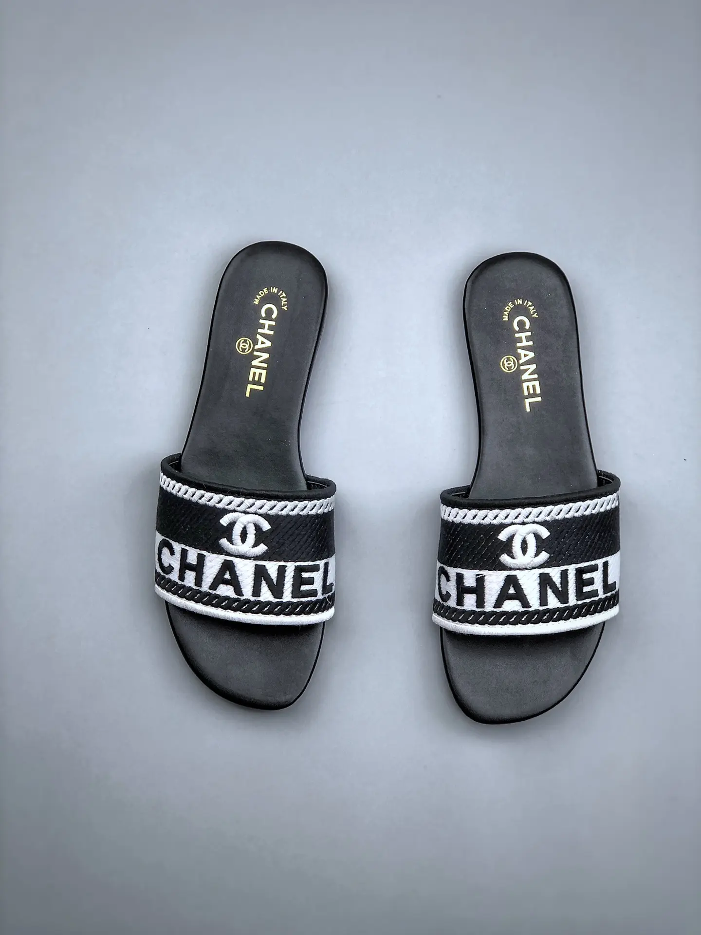 YASSW | Rep Fake Replica Chanel Women's Black and Navy Sandals