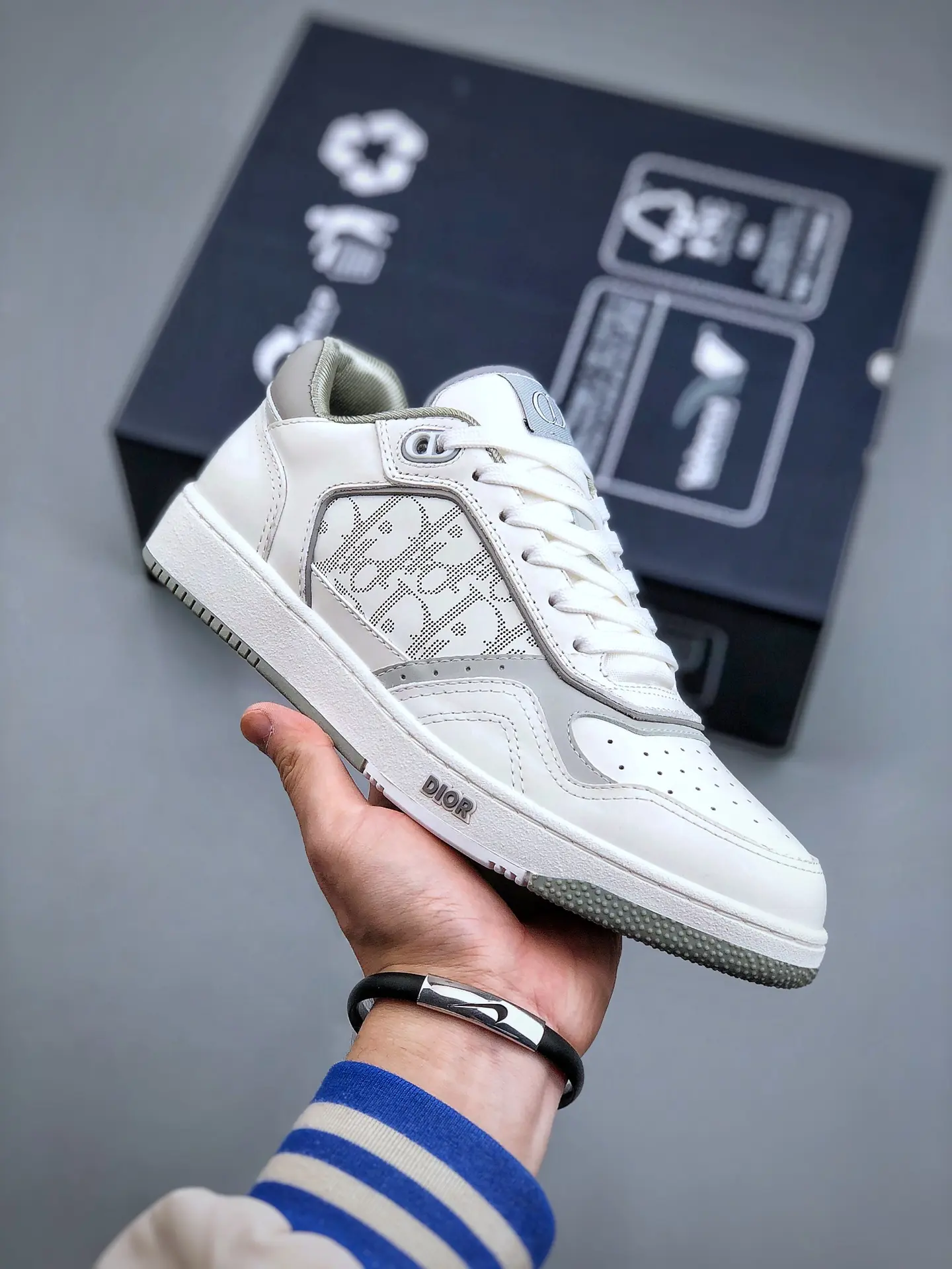 YASSW | Dior B27 White Trainers Replica: Stylish Yet Affordable Luxury