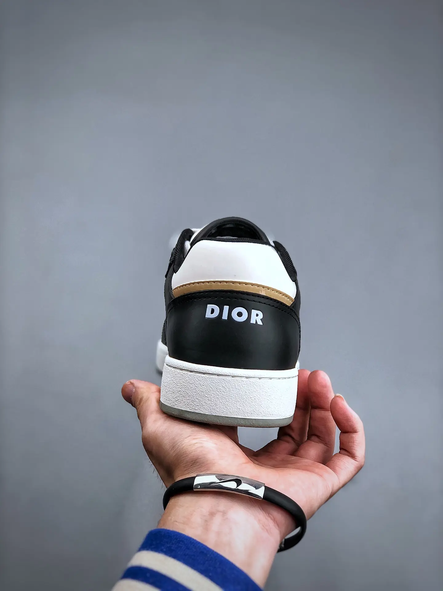 YASSW | Dior B27 Low Grey Brown Replica Sneakers