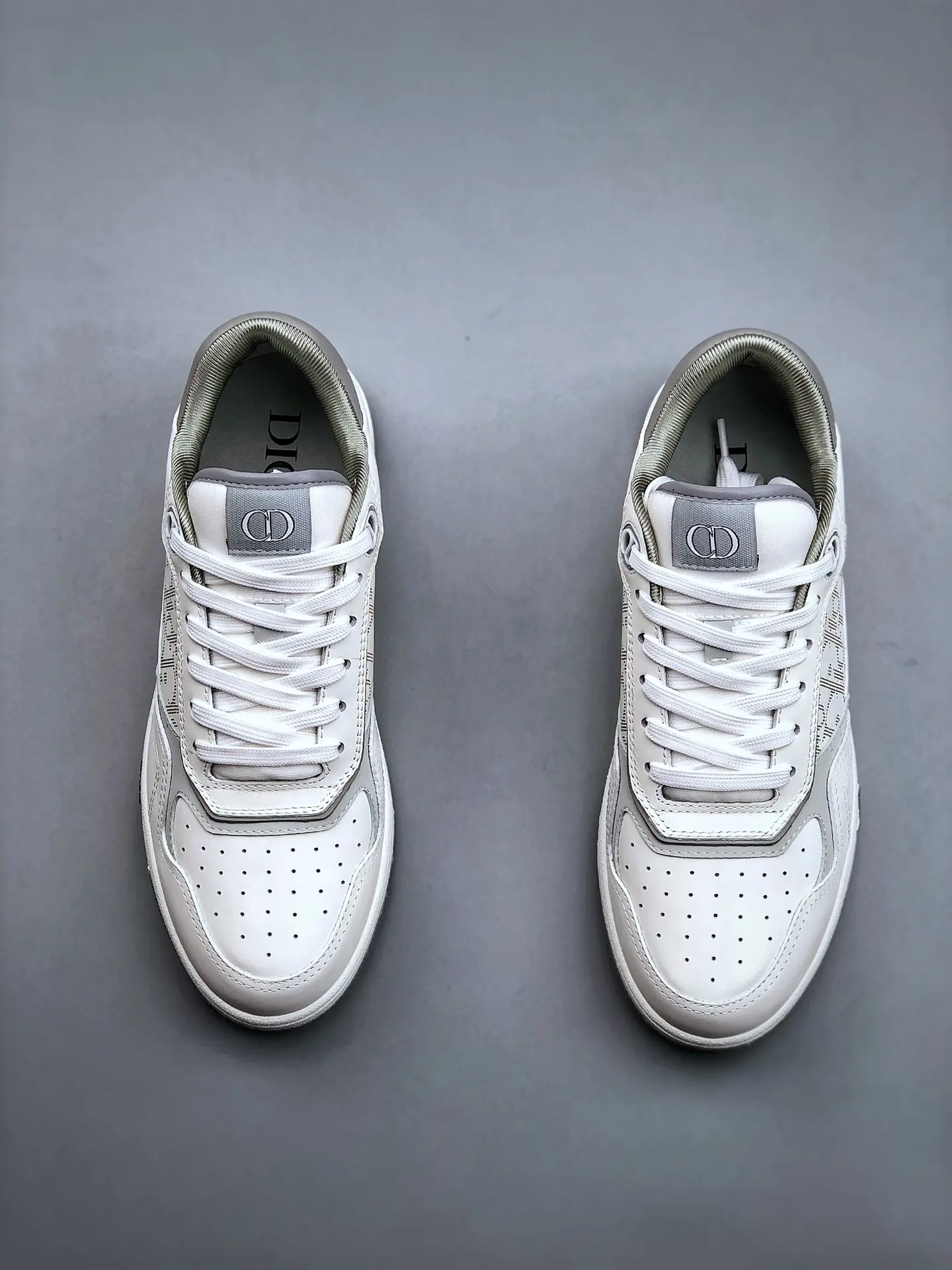 YASSW | Unveiling the Replica Dior B27 Low-Top Sneakers in Grey Beige - A Stylish Alternative