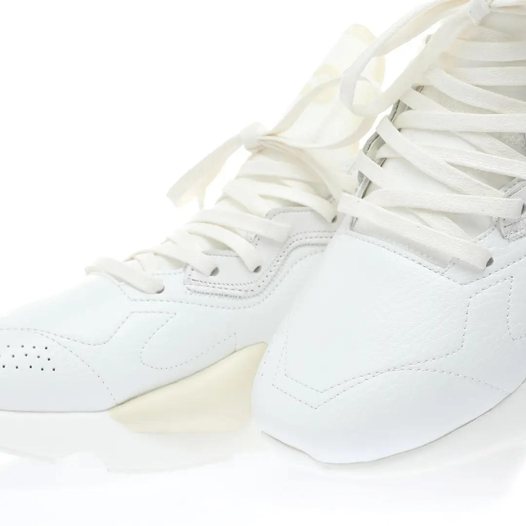 YASSW | Ultimate Guide to Replica Fake Yeezy adidas Y-3 Kaiwa Core White Cream White Sneakers