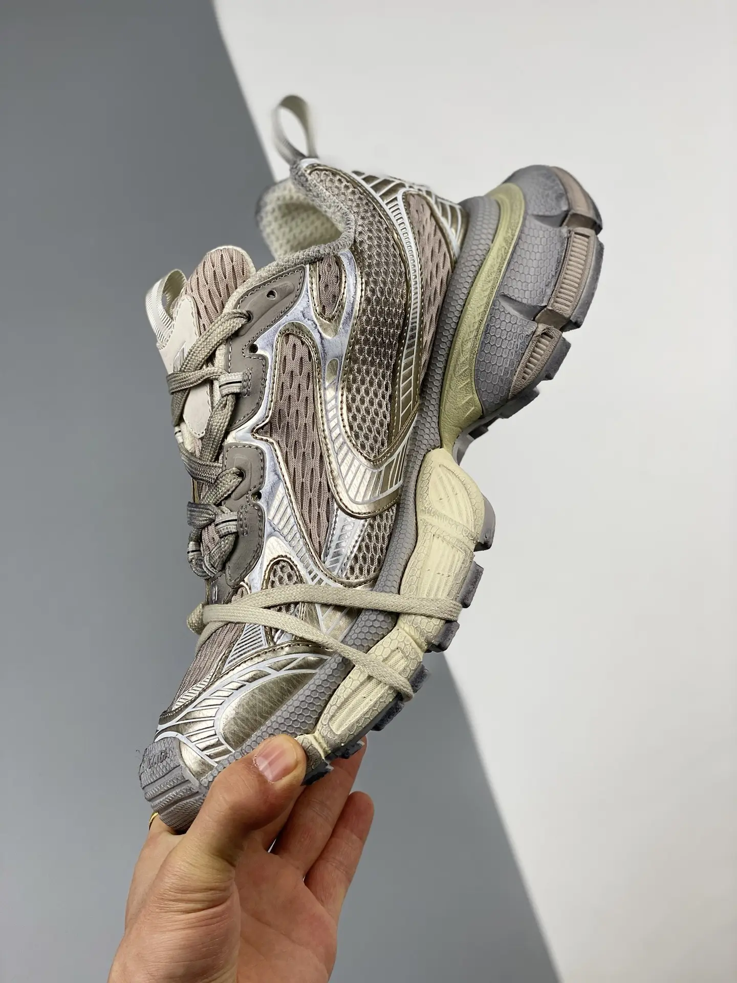 YASSW | The Appeal of Rep Fake Balenciaga 3XL Sneakers in Gray/Silver