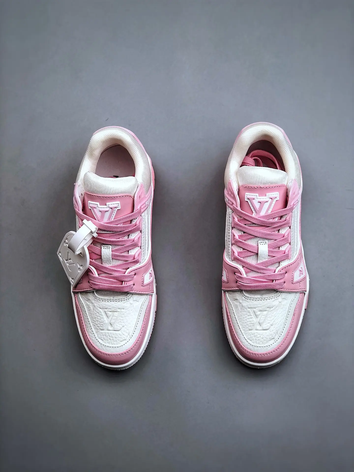 YASSW | Louis Vuitton Trainer Pink Rose Love Sneakers Replica Review