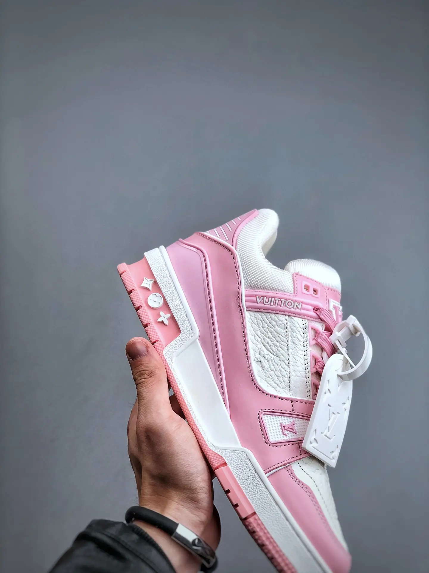 YASSW | Louis Vuitton Trainer Pink Rose Love Sneakers Replica Review