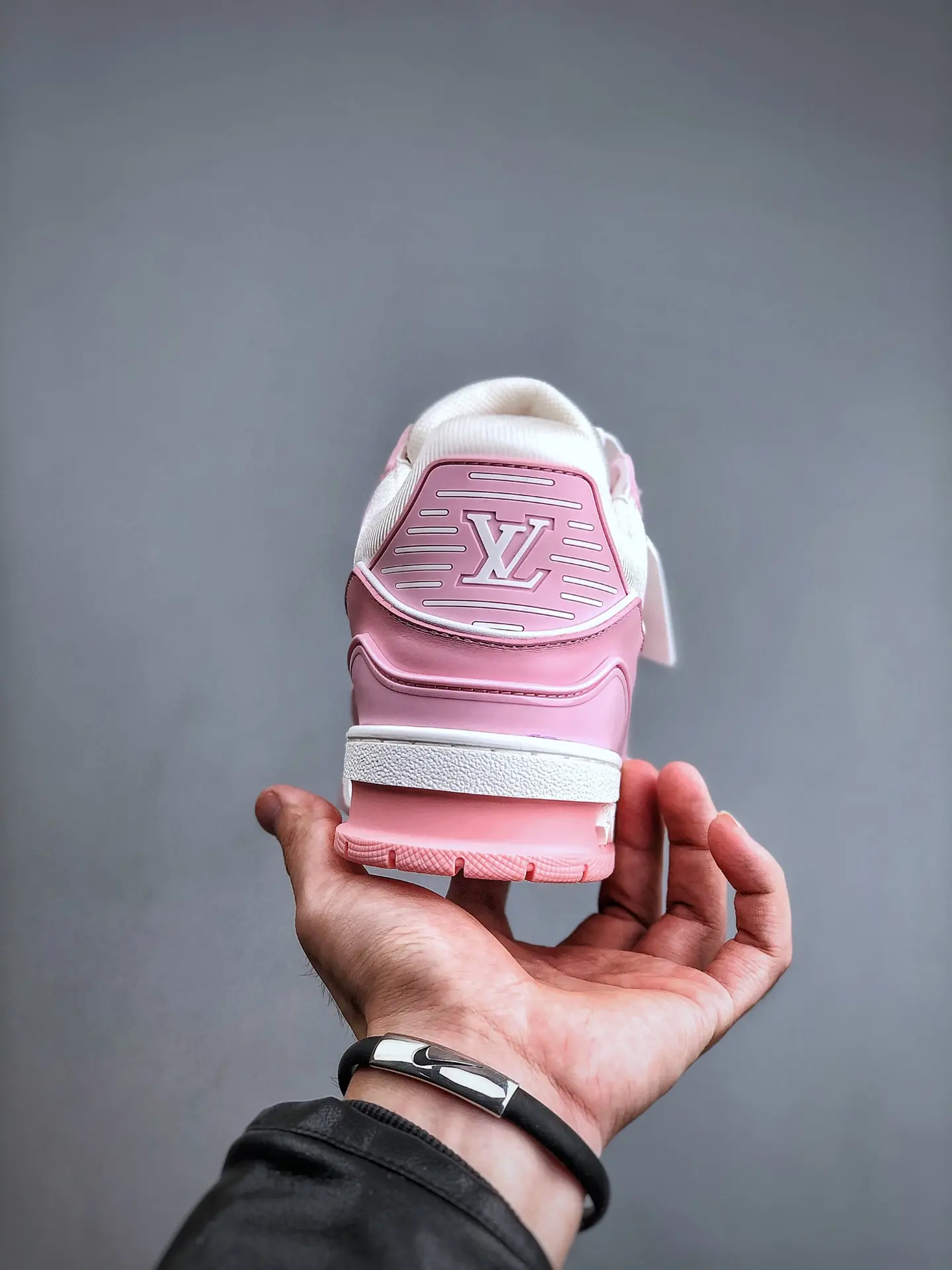 YASSW | Louis Vuitton Trainer Pink Rose Love Sneakers Replica Review