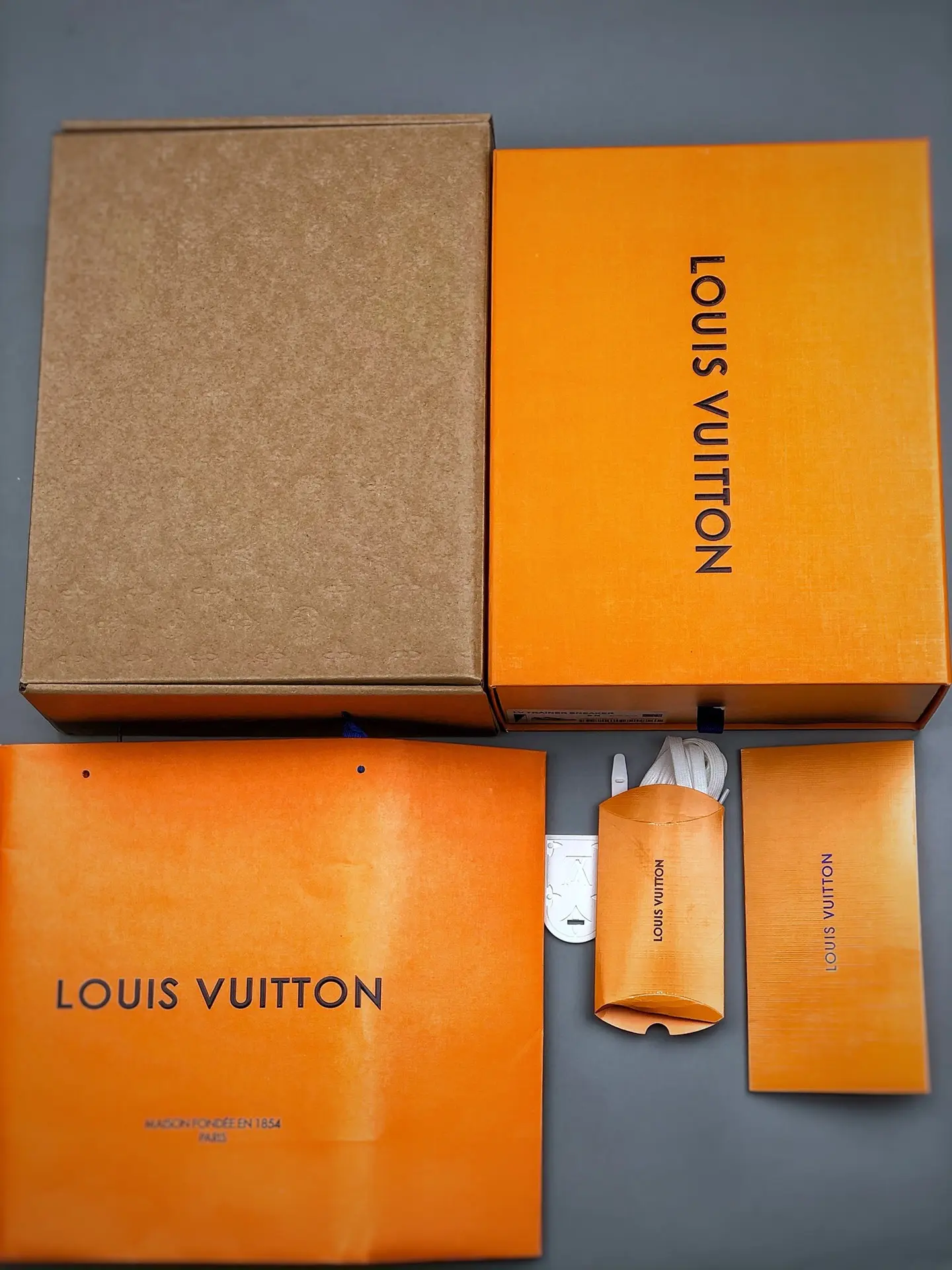 YASSW | Louis Vuitton LV Trainer White SS21 Replica Sneakers