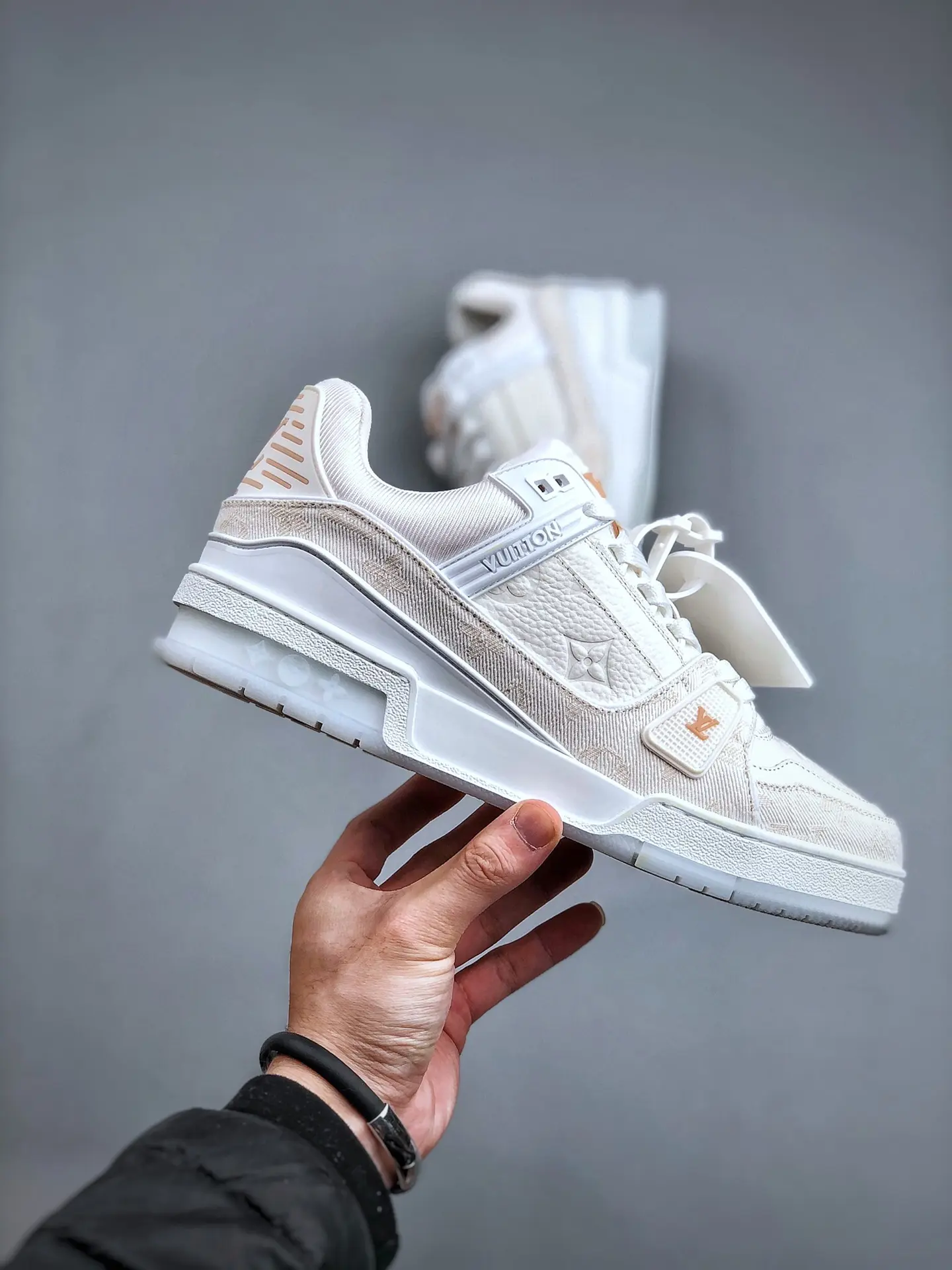 YASSW | The Best Replica Louis Vuitton & Axel Arigato Sneakers in White/Grey