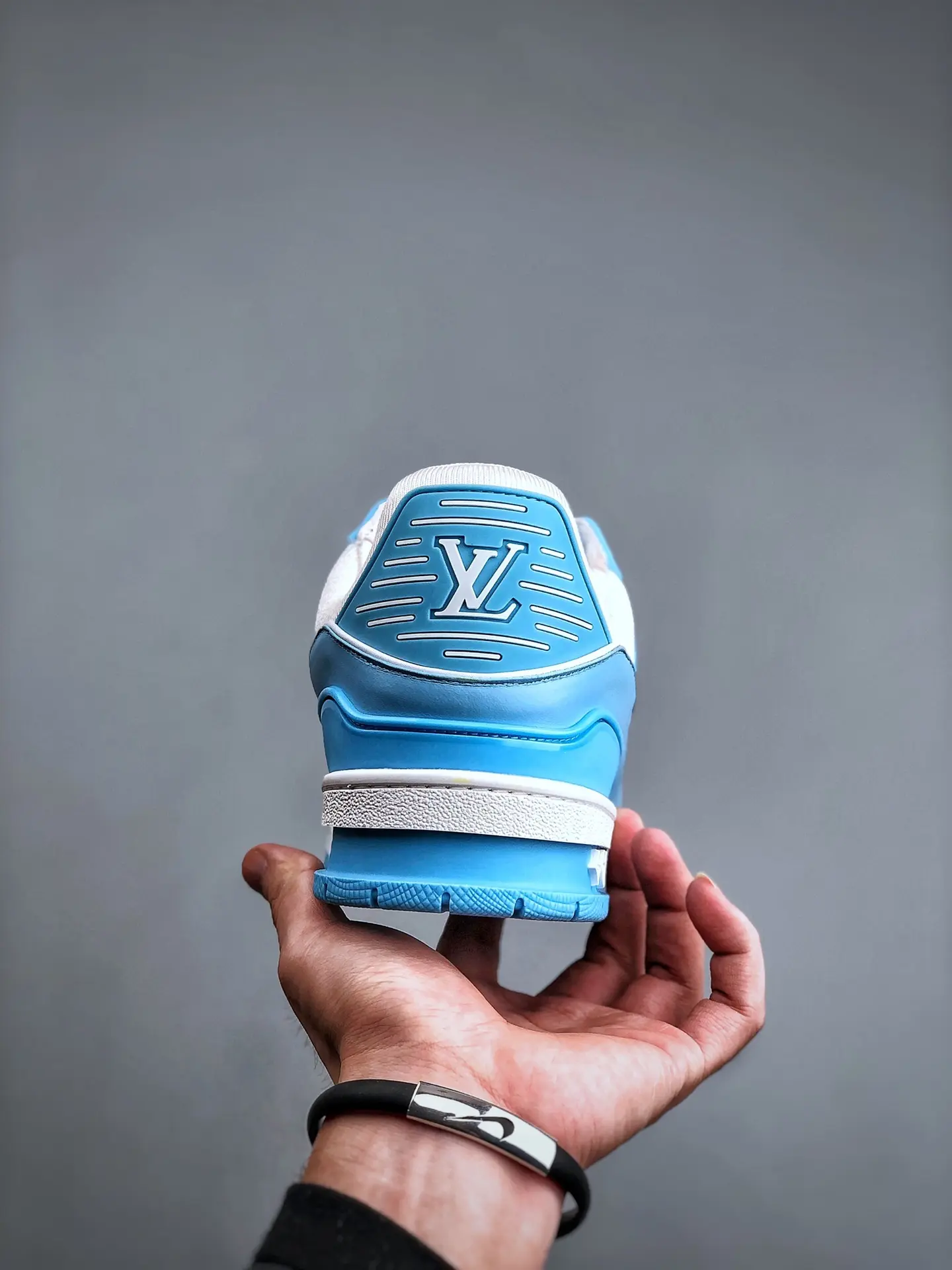 YASSW | Louis Vuitton Trainer Sneakers Sky Blue Replica Review