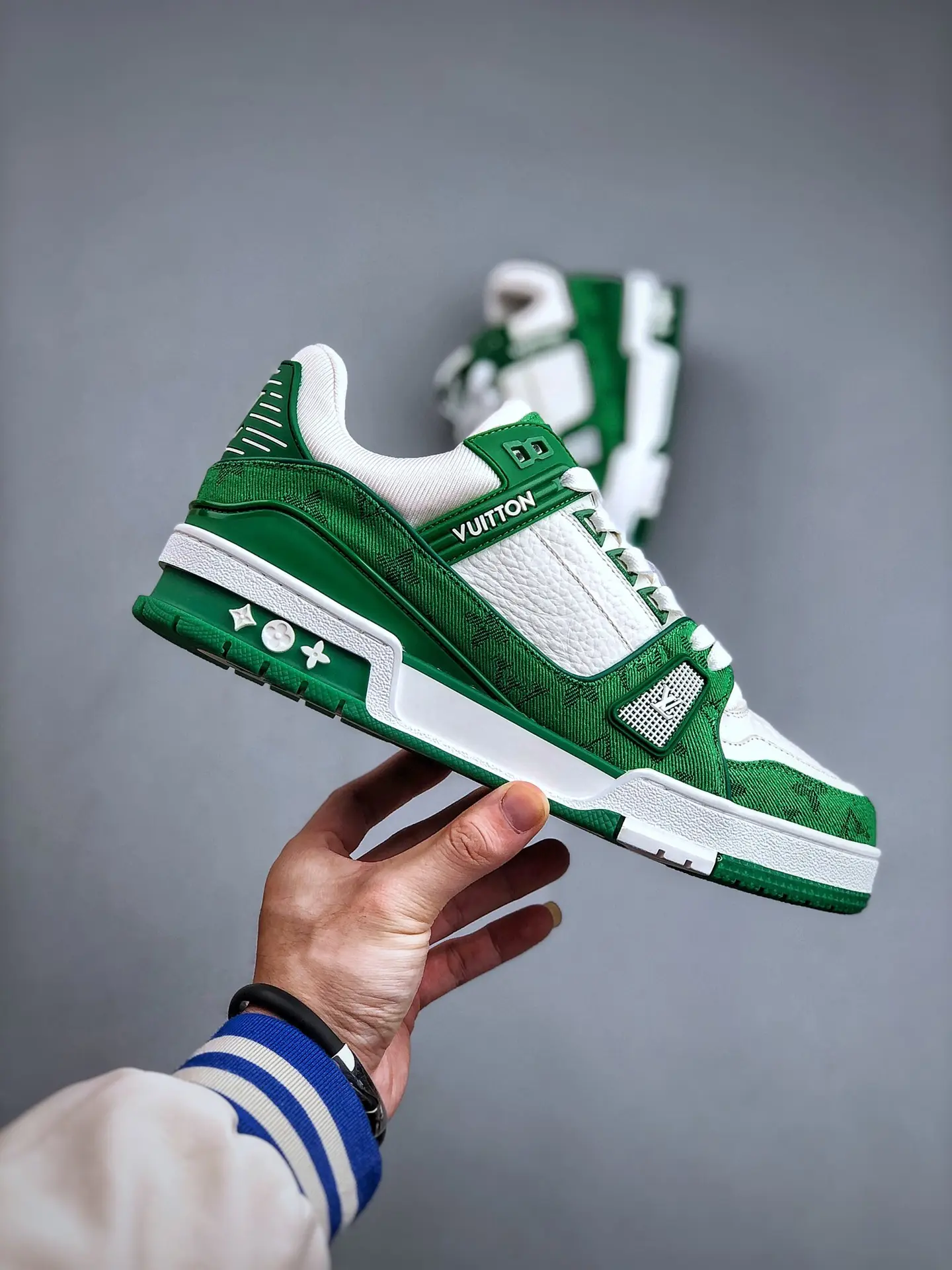 YASSW | Louis Vuitton Trainer Sneaker Low Green Replica: Stylish and Affordable