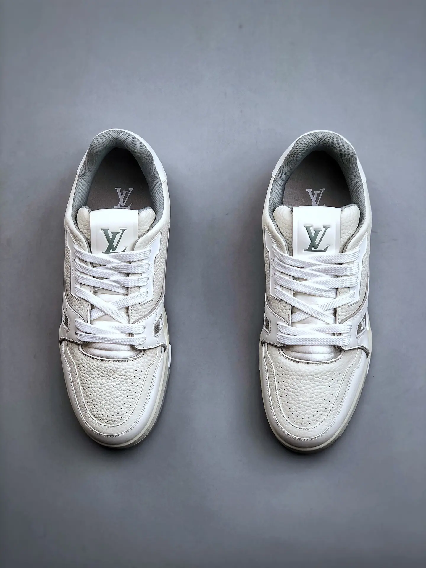 YASSW | Discover the World of Replica Louis Vuitton Trainer Sneakers in White