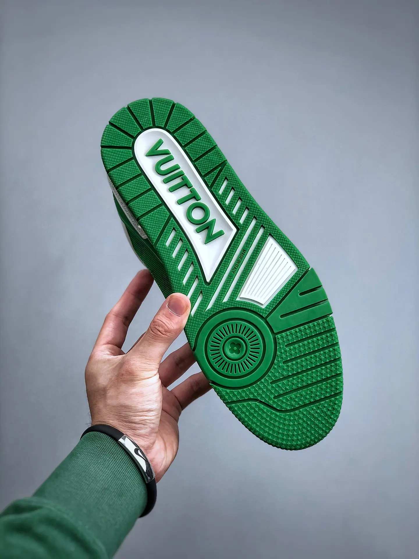 YASSW | A Comprehensive Guide to Replica Louis Vuitton LV Trainer Sneaker in Green