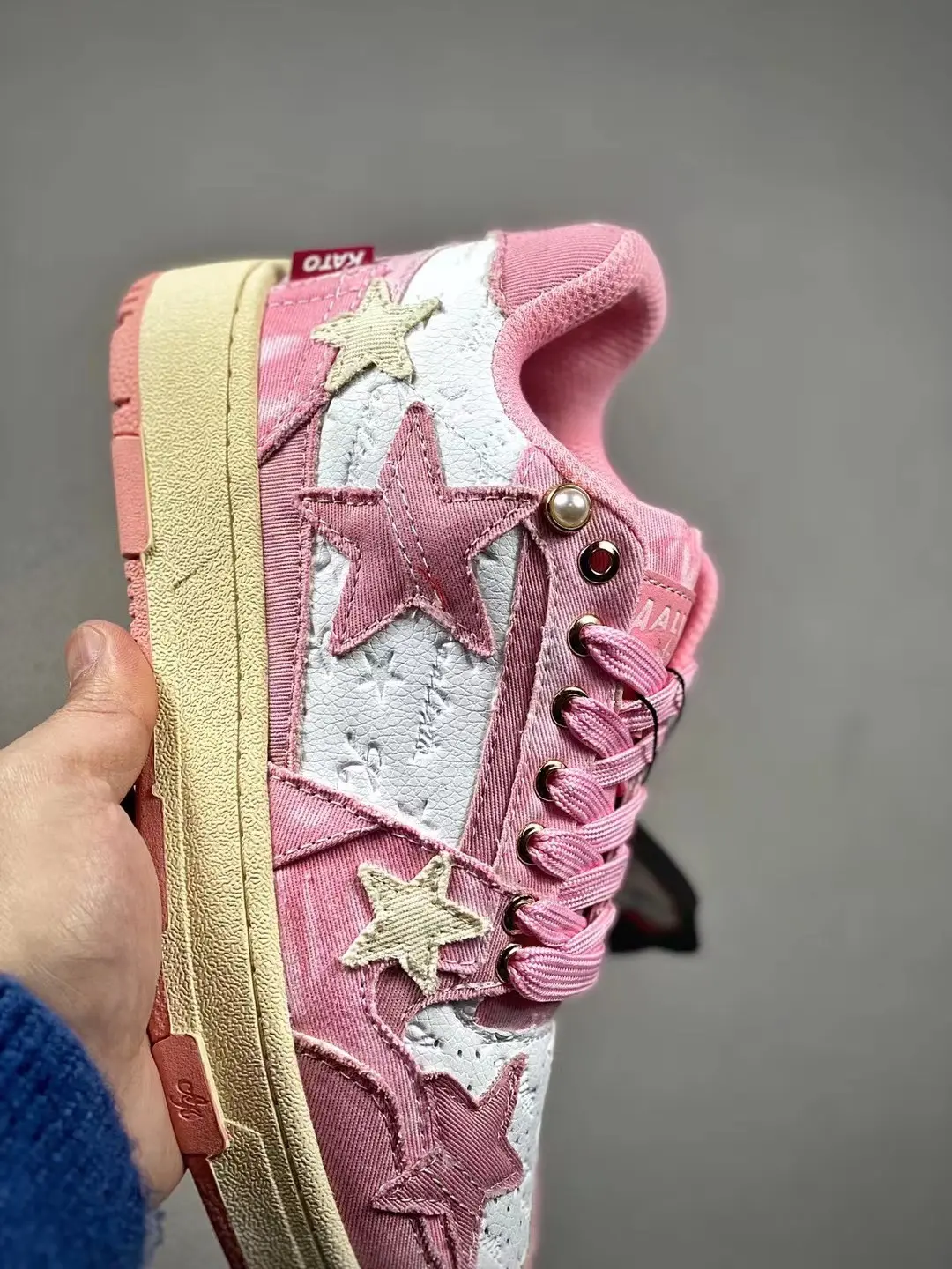 YASSW | Star Eli1 Skate Sneakers - Pink: Replica Fashion Statement