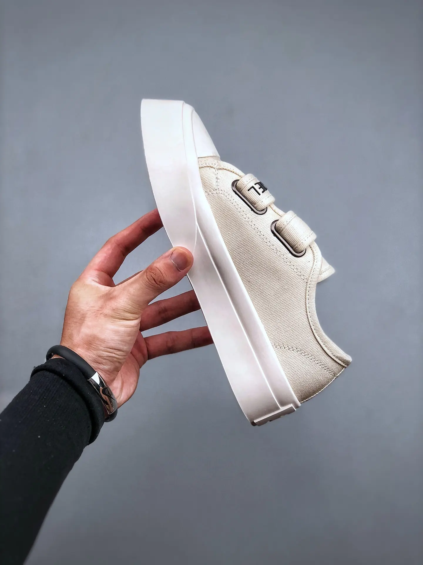 YASSW | Chic and Stylish: Exploring Replica Chanel Beige Canvas Slip-on Sneakers