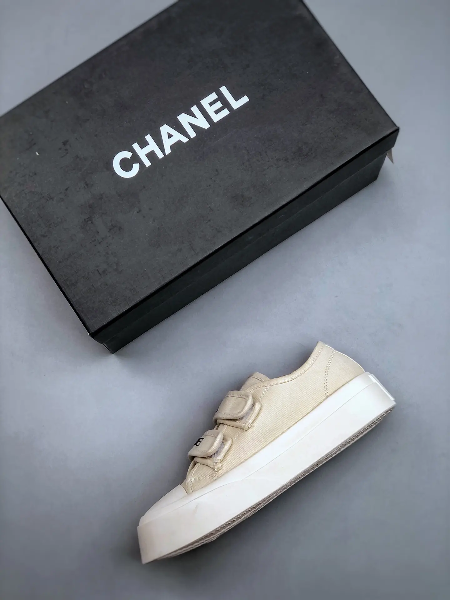 YASSW | Chic and Stylish: Exploring Replica Chanel Beige Canvas Slip-on Sneakers