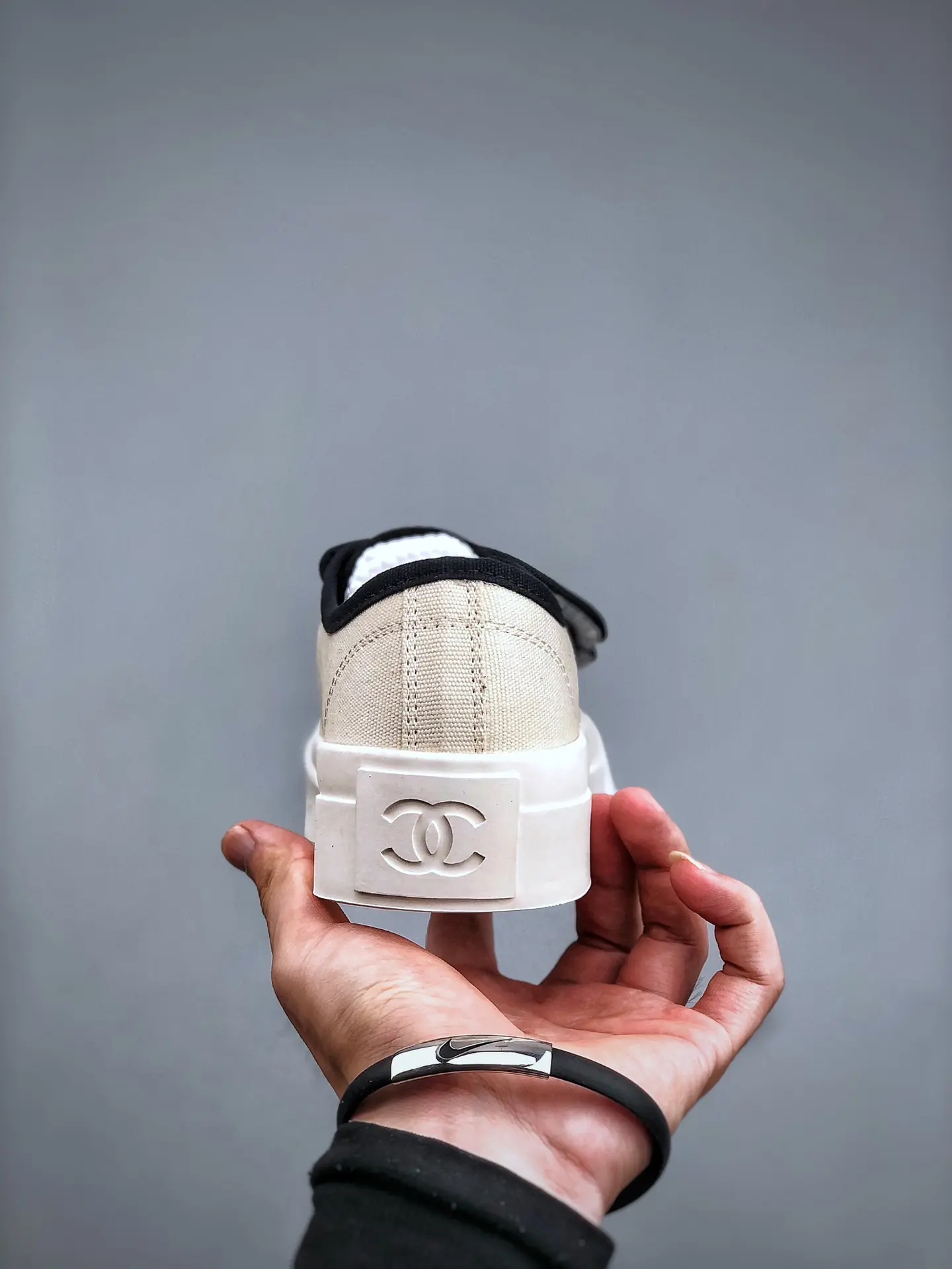 YASSW | The Ultimate Guide to Replica Chanel Casual Style Shoes - A Perfect Blend of Style and Comfort