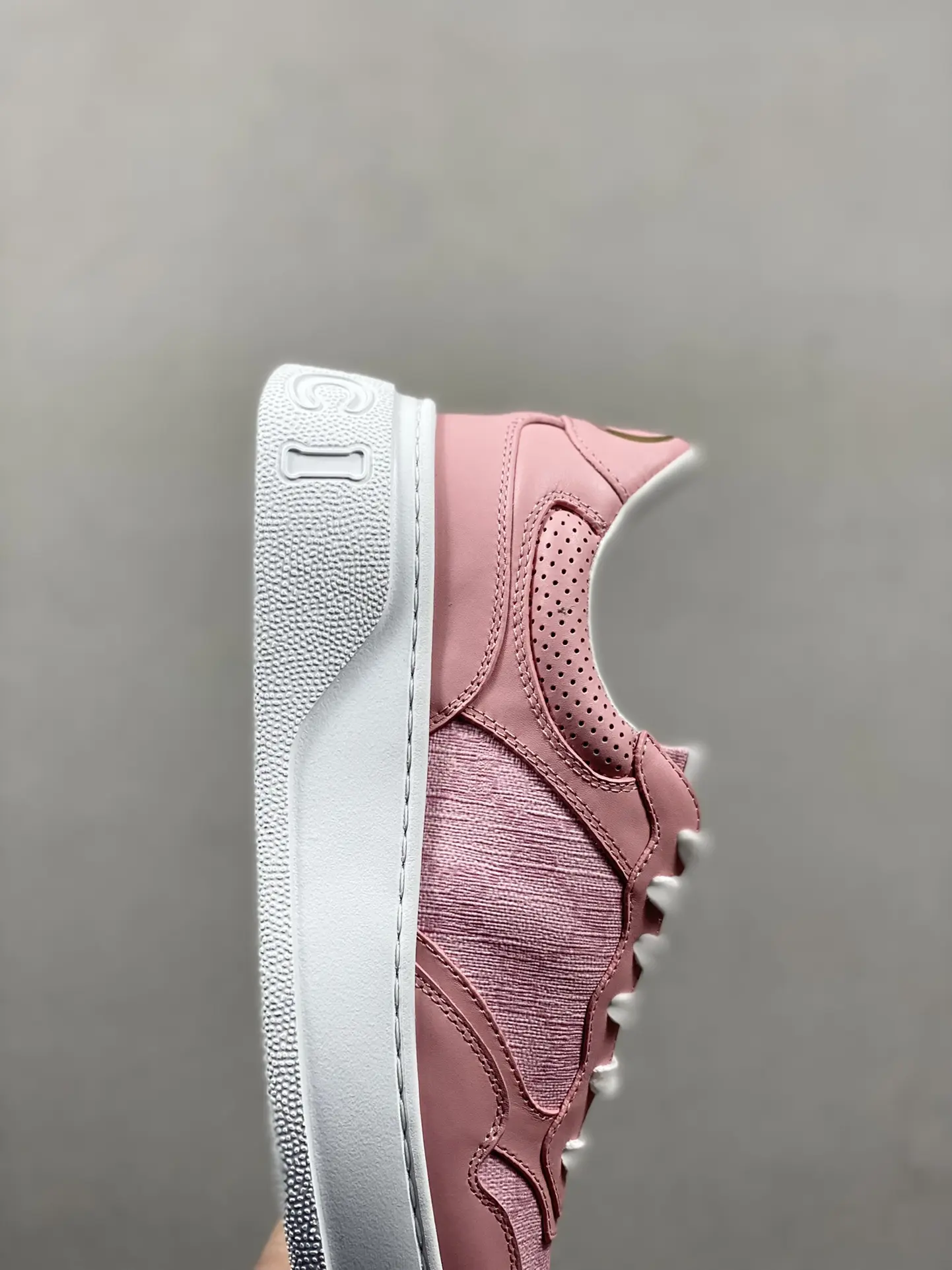 YASSW | Gucci Women's GG Sneakers in Pink (Replica) - The Ultimate Guide