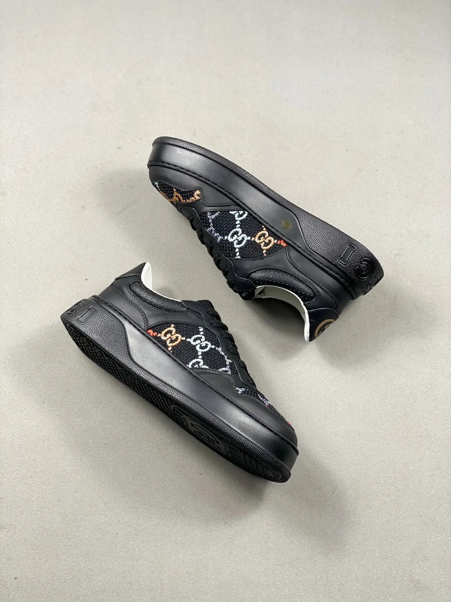 YASSW | Gucci GG Rhyton Logo Monogram Replica Sneakers in Black – A Detailed Review