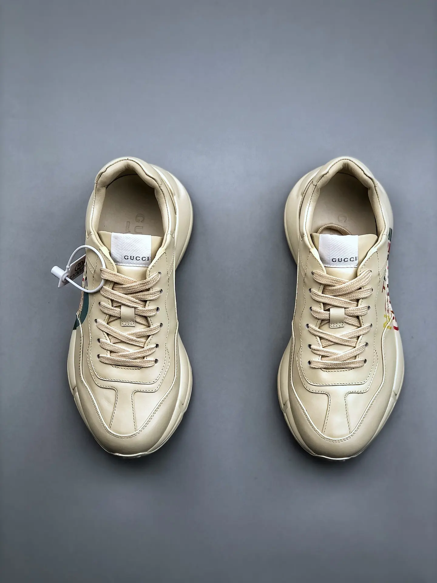 YASSW | Gucci Rhyton Exquisite Leather Sneakers: Replica Review in White