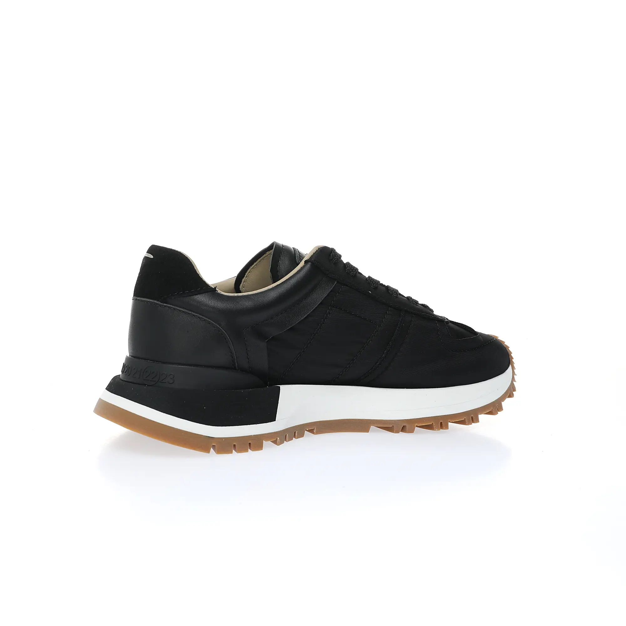 YASSW | Stylish Replica Nike SB Maison Margiela Black Sneakers: A Comprehensive Review