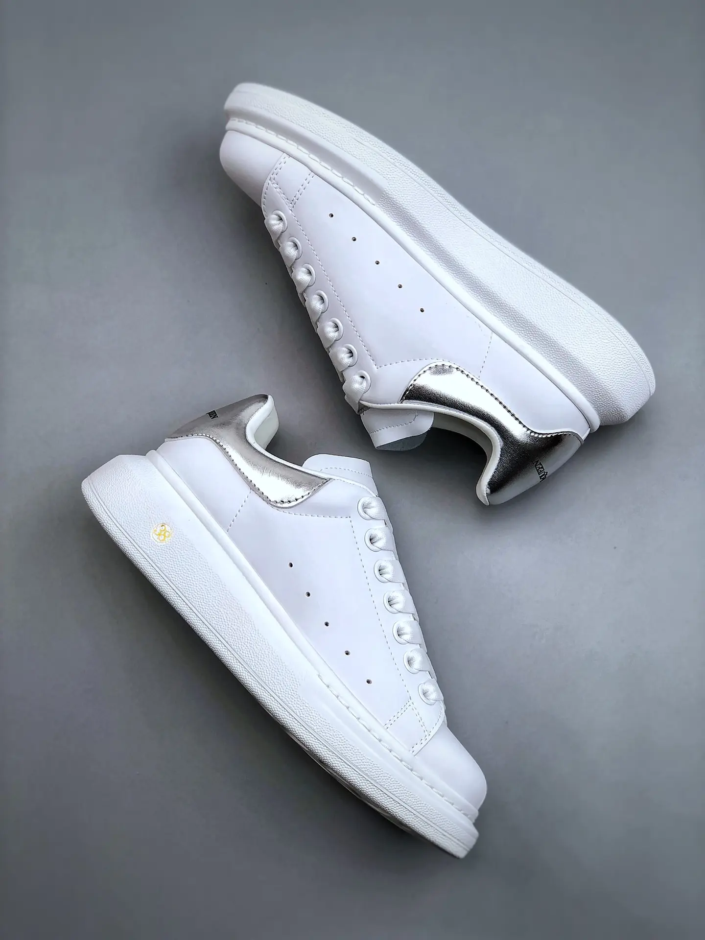 YASSW | Why Choose Replica Alexander McQueen White Oversized Sneakers?