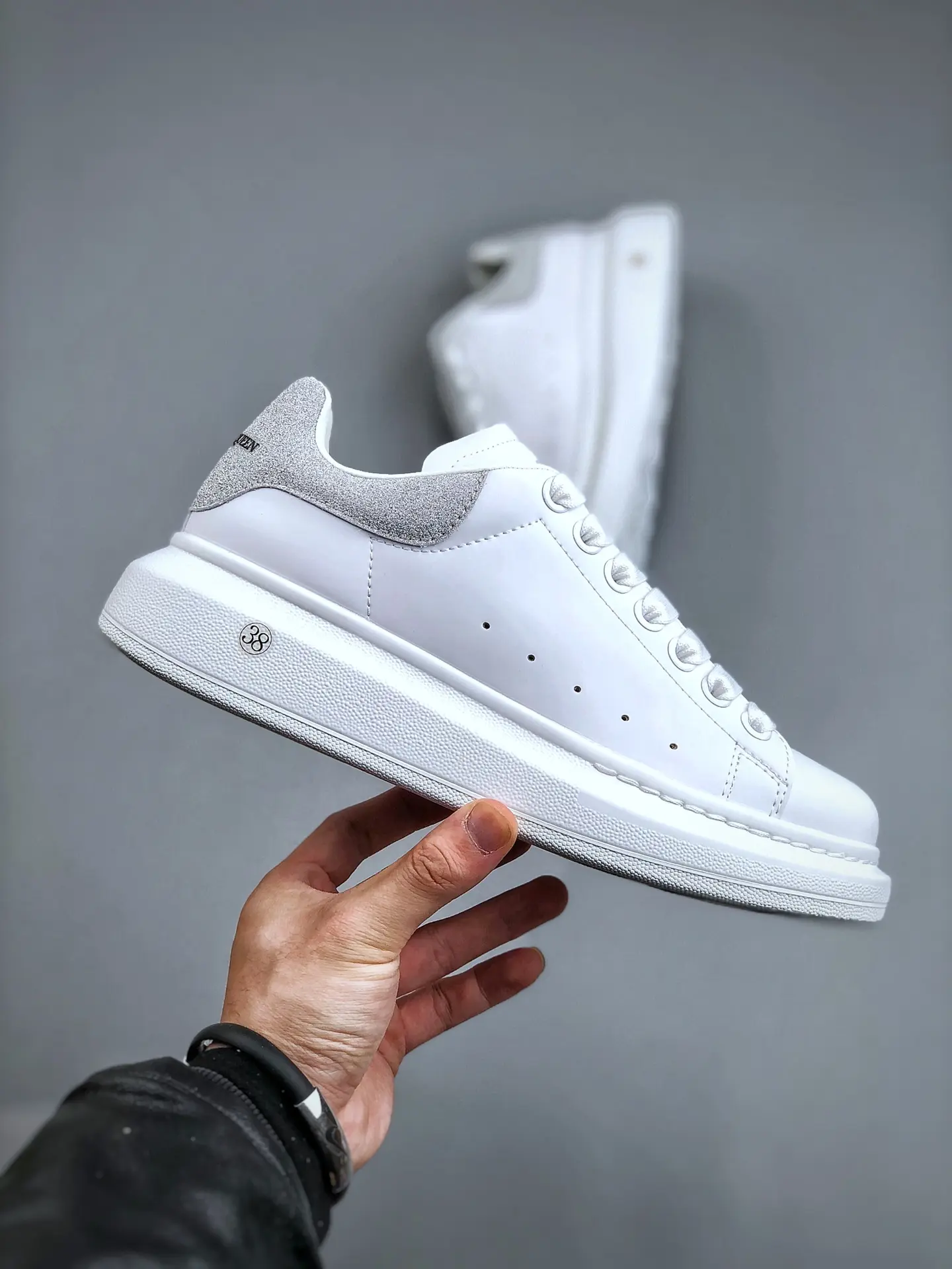 YASSW | Replica Alexander McQueen Women's White Oversized Sneaker - A Detailed Review