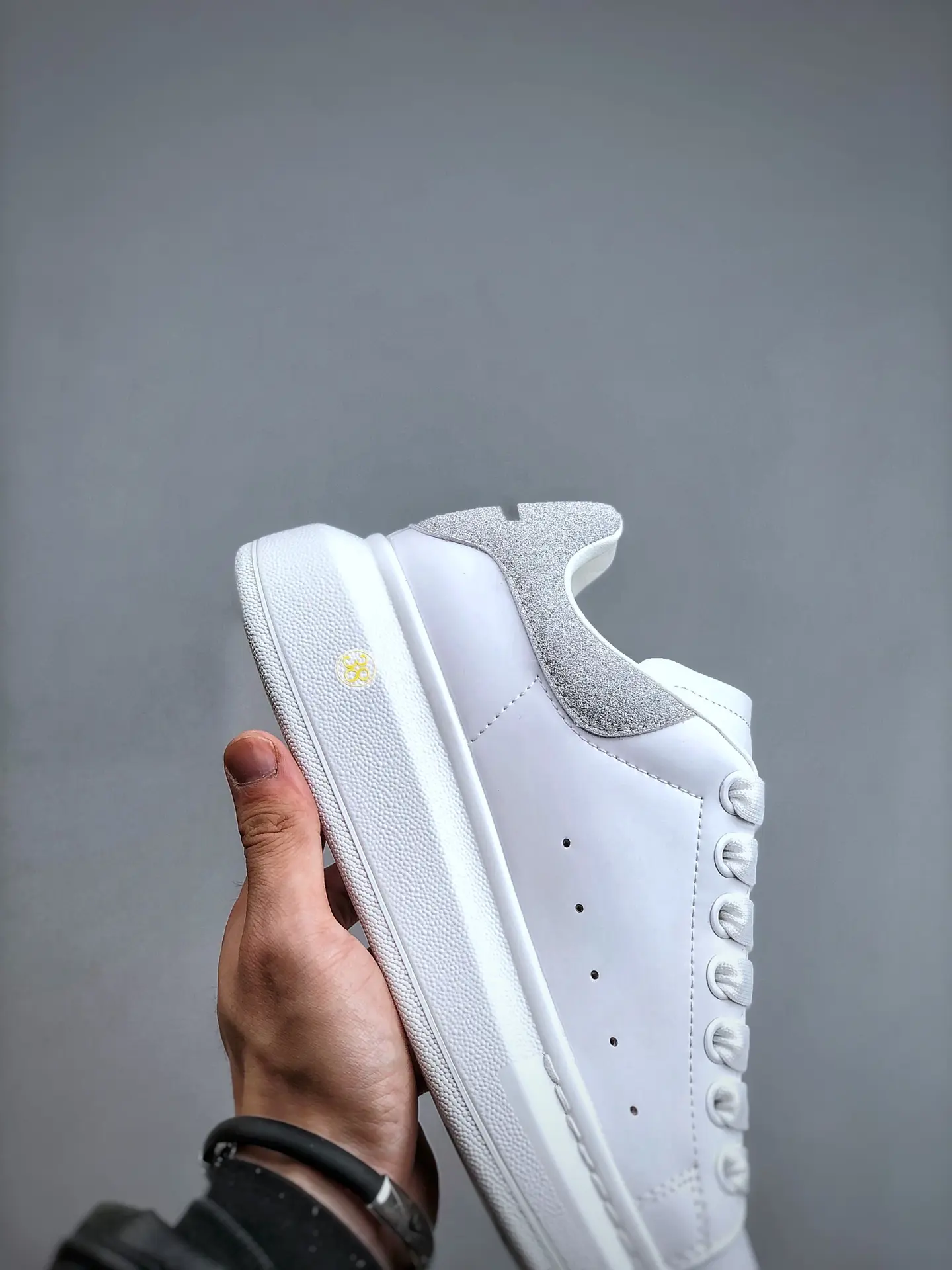 YASSW | Replica Alexander McQueen Women's White Oversized Sneaker - A Detailed Review