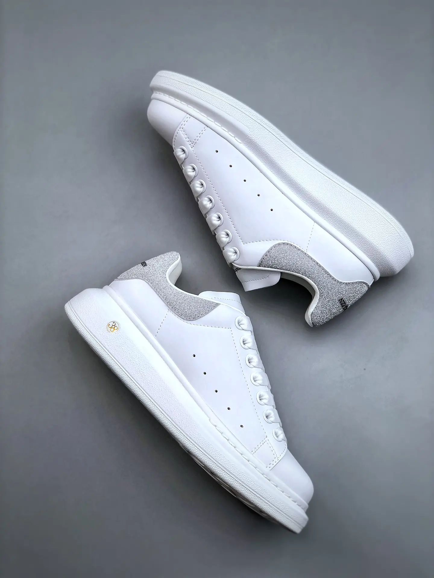 YASSW | Replica Alexander McQueen Women's White Oversized Sneaker - A Detailed Review