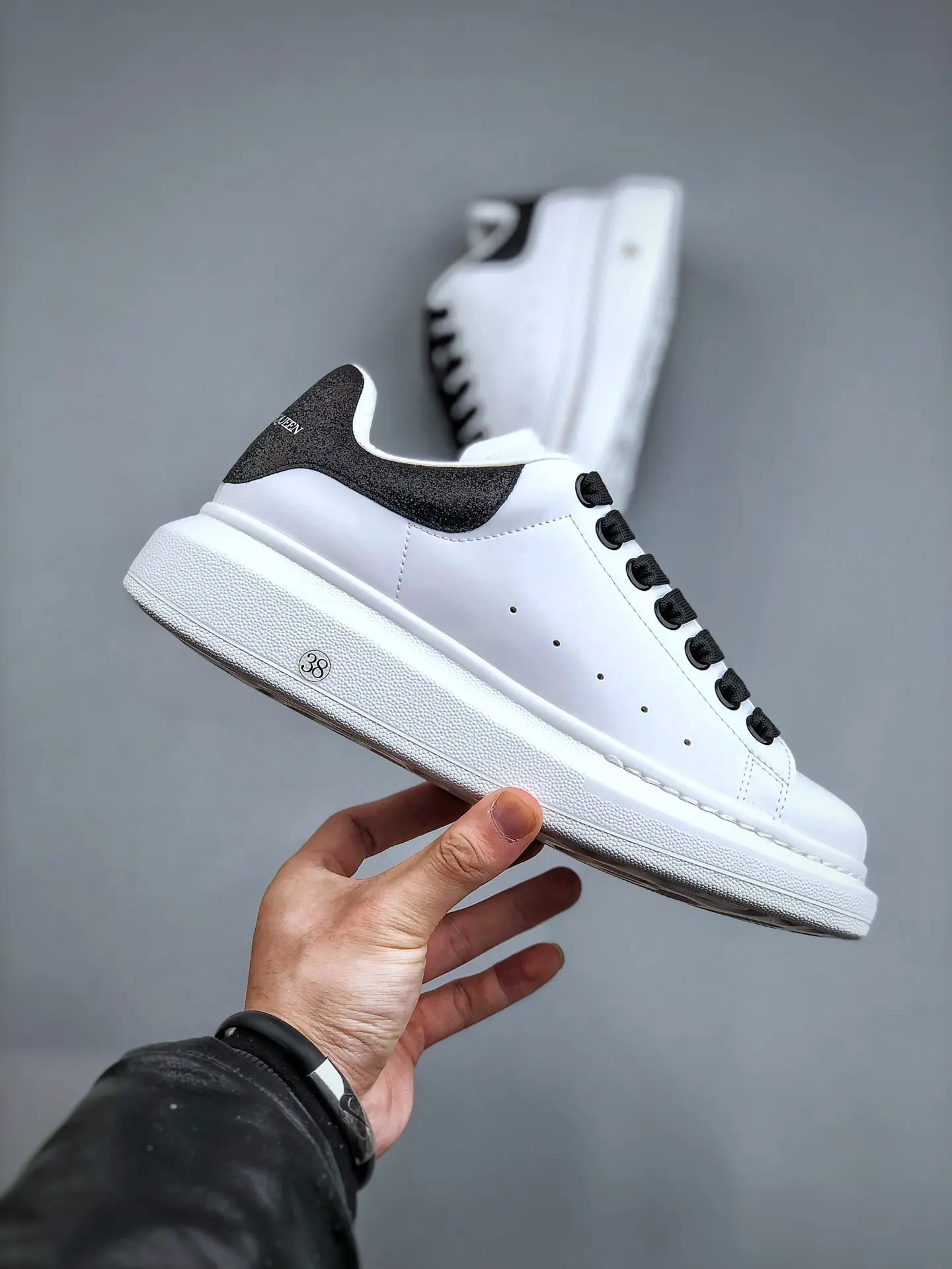 YASSW | Alexander McQueen Replica White Oversized Sneakers - A Comprehensive Review