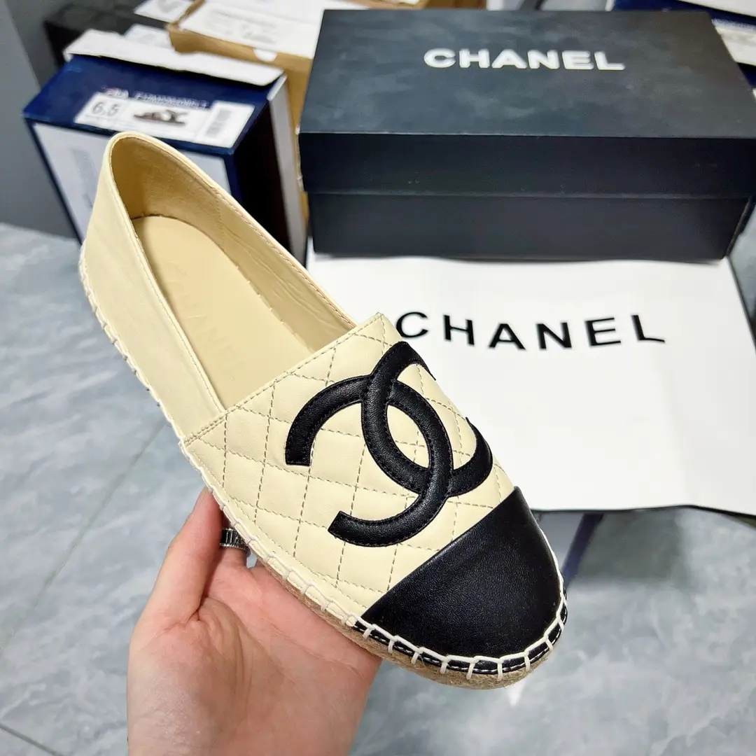 YASSW | Replica Chanel Espadrilles in White and Beige: A Comprehensive Review