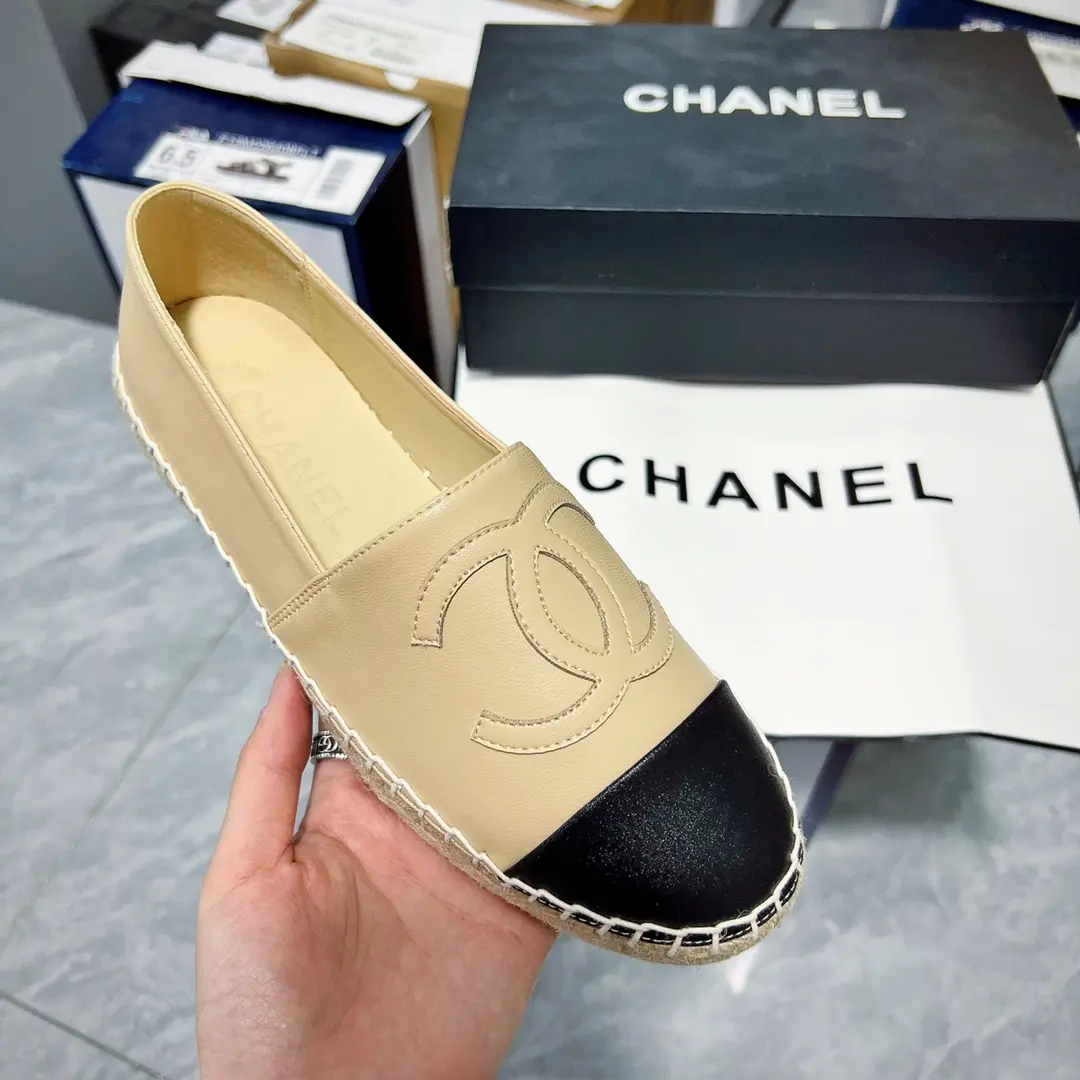 YASSW | Replica Chanel Espadrilles in White and Beige: A Comprehensive Review